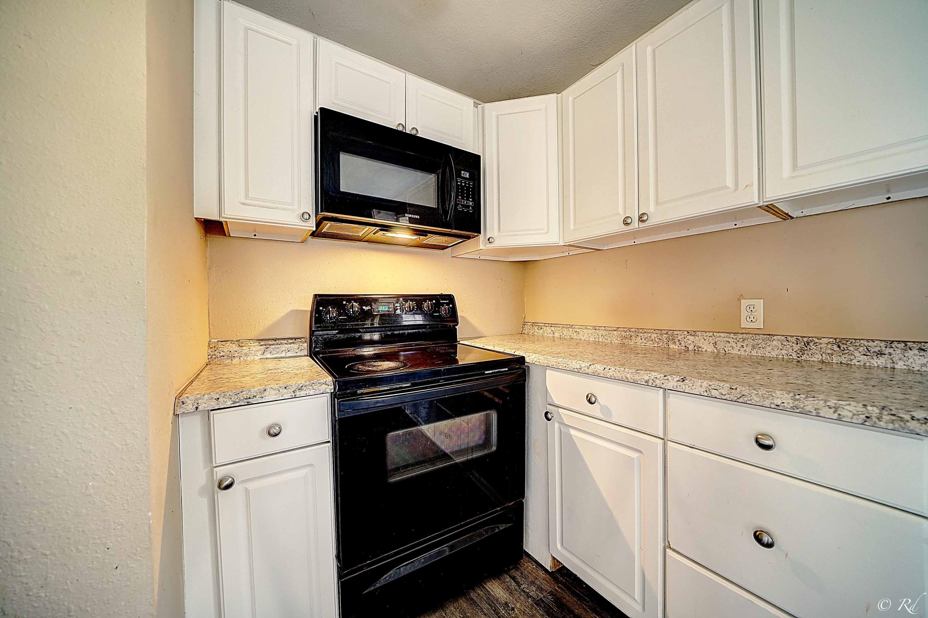 CEDAR CREEK HEIGHTS - Residential