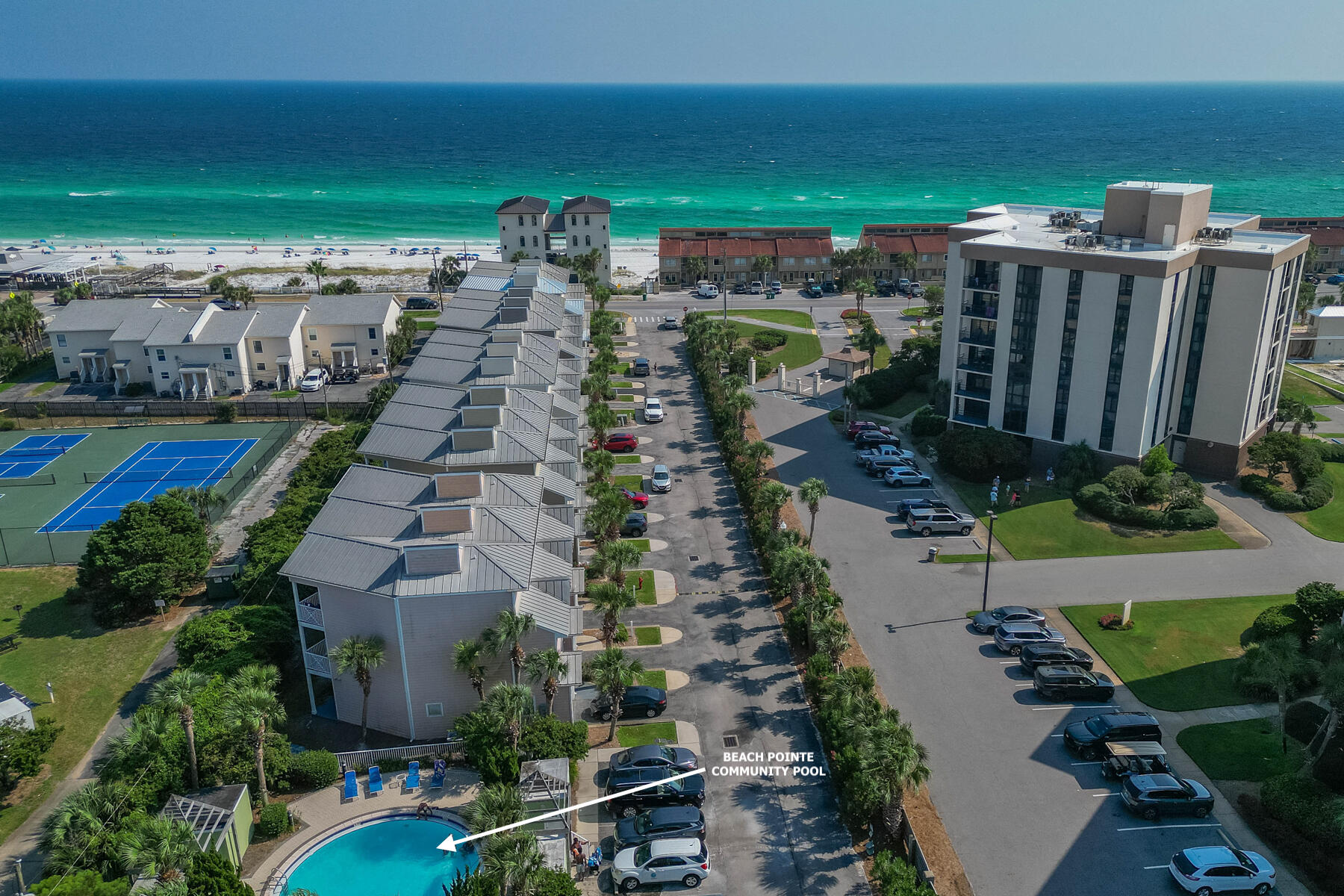 BEACH POINTE T/H - Residential