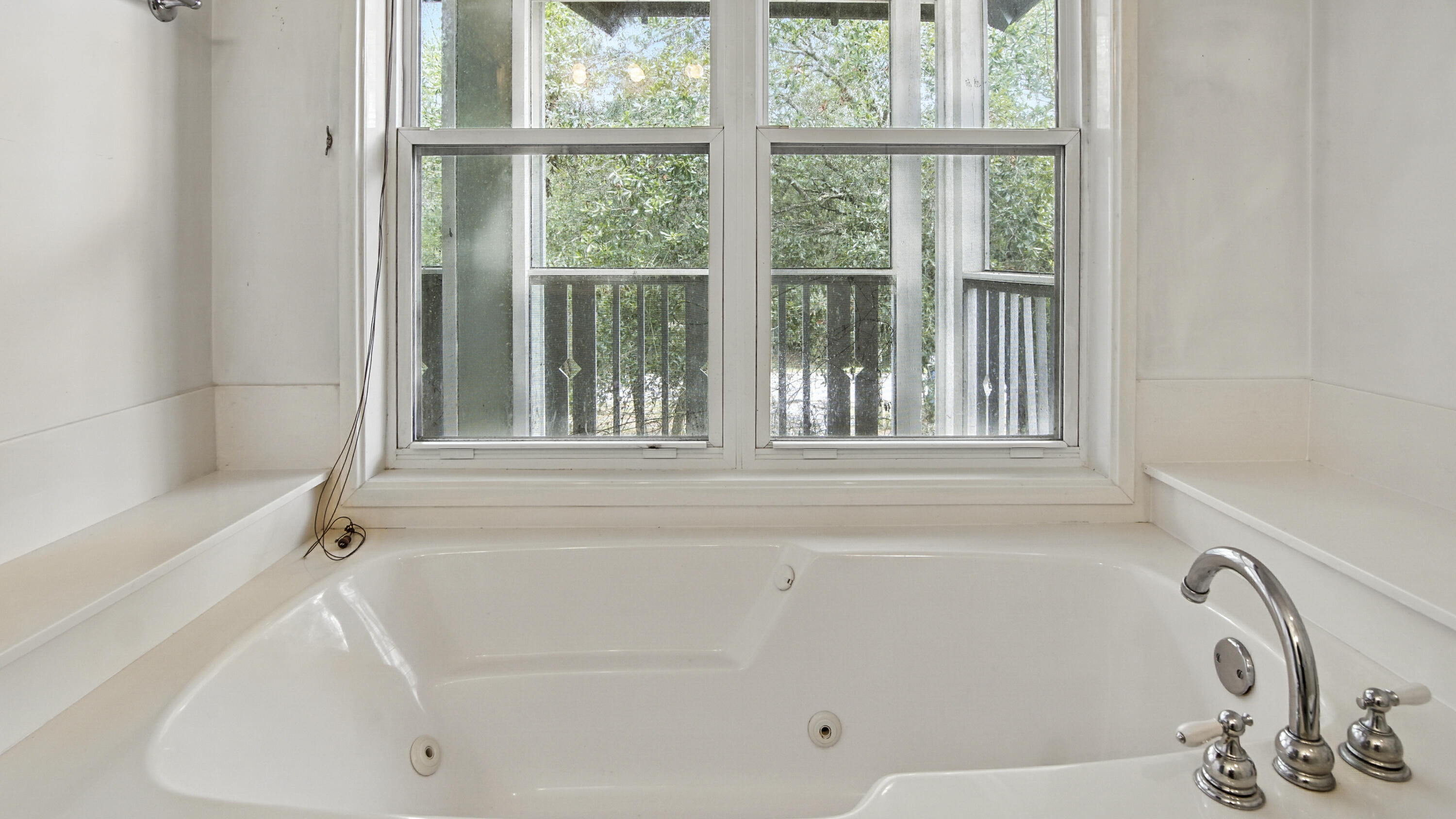 DAUGHETTES AMENDED - Residential