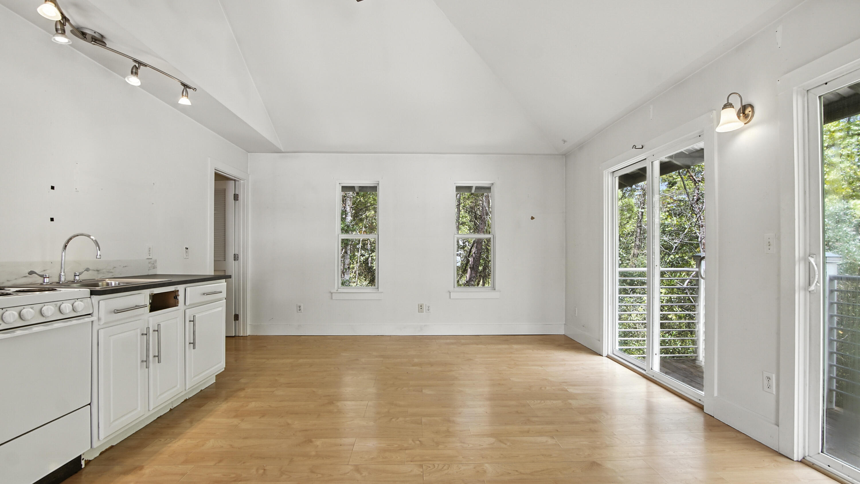 DAUGHETTES AMENDED - Residential