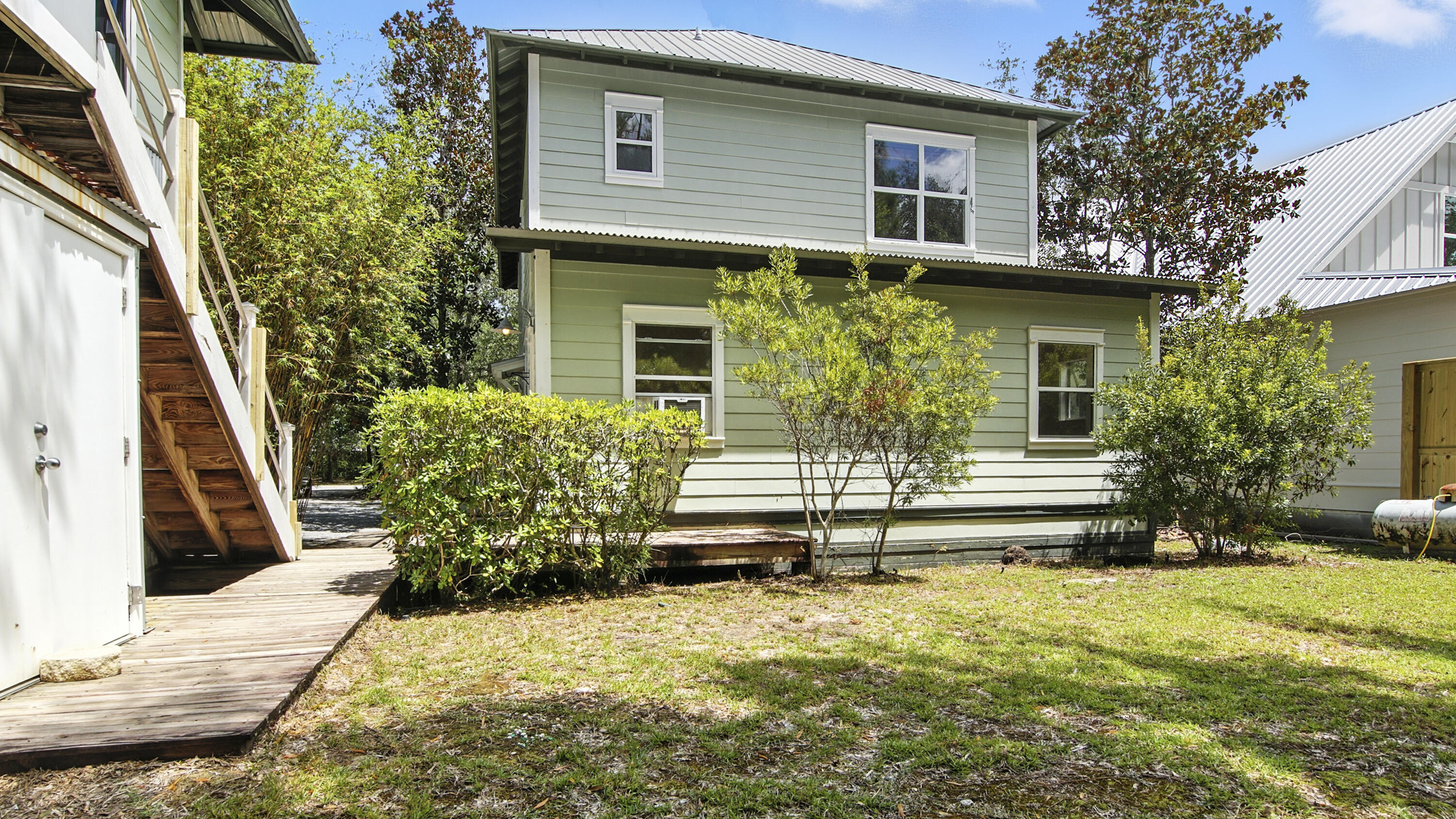 DAUGHETTES AMENDED - Residential
