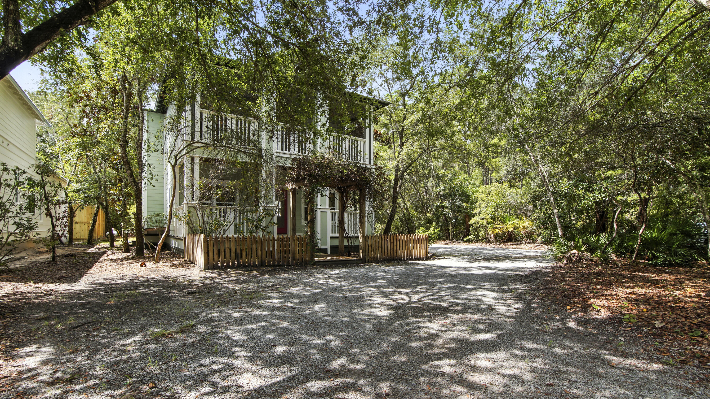 DAUGHETTES AMENDED - Residential