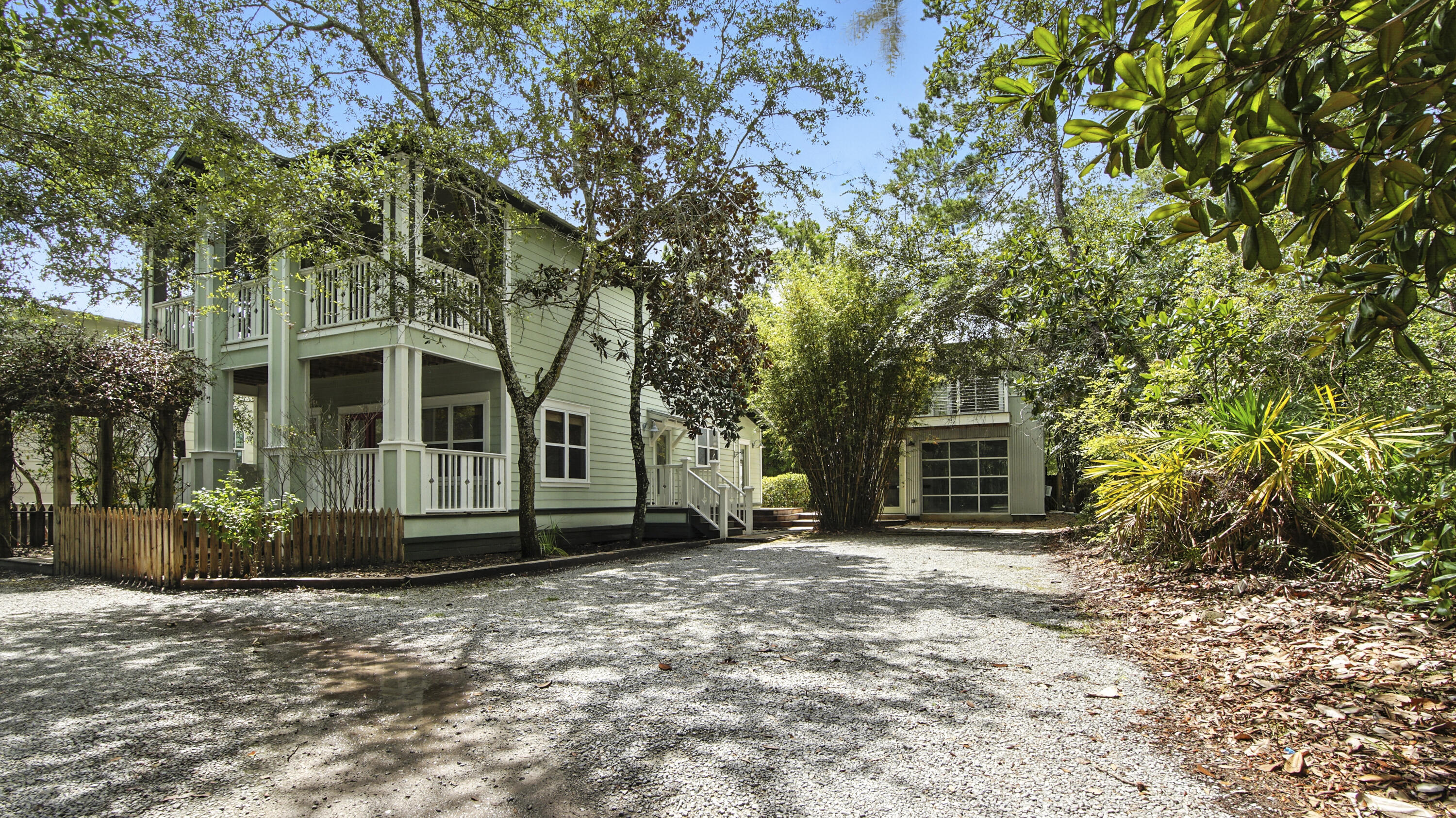 DAUGHETTES AMENDED - Residential