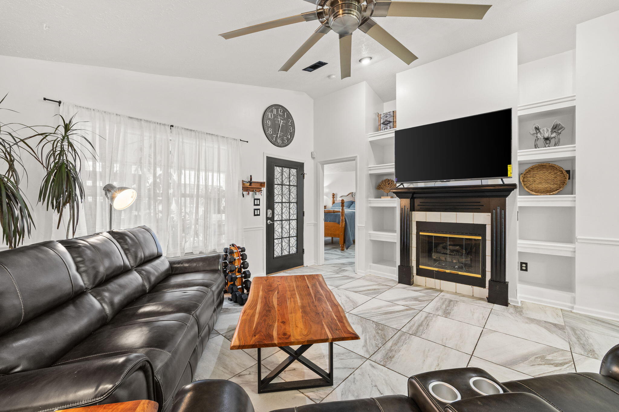 MIRAMAR BEACH - Residential