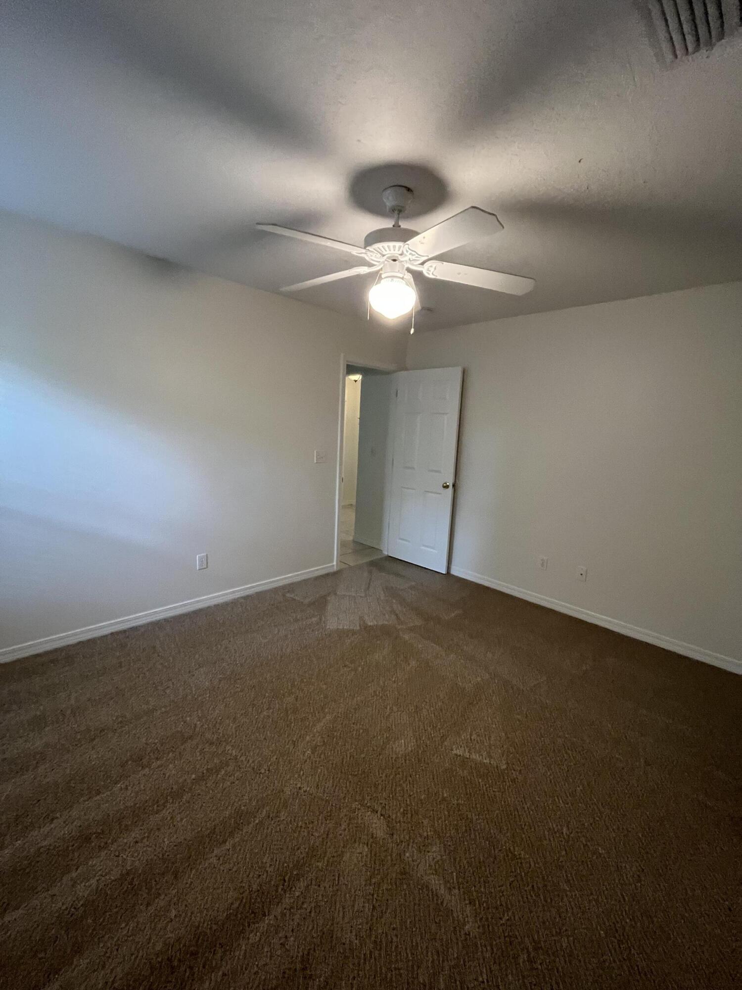 RACETRACK ROAD - Residential Lease