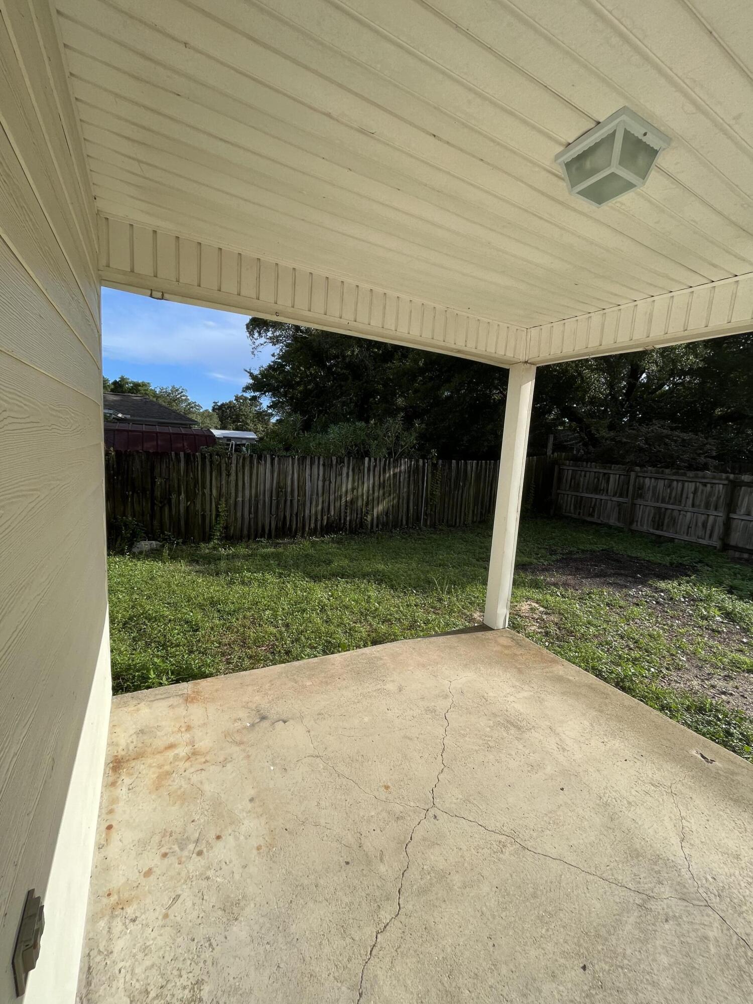 RACETRACK ROAD - Residential Lease