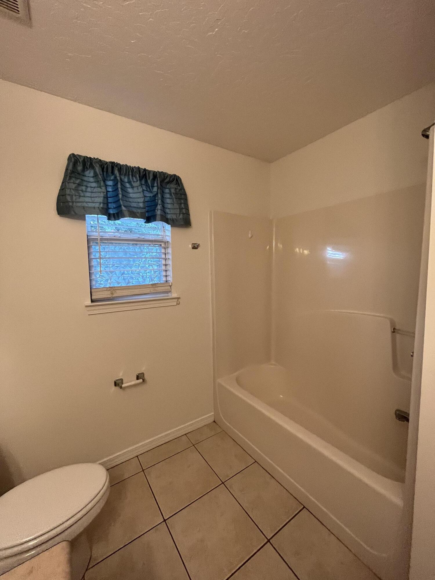 RACETRACK ROAD - Residential Lease