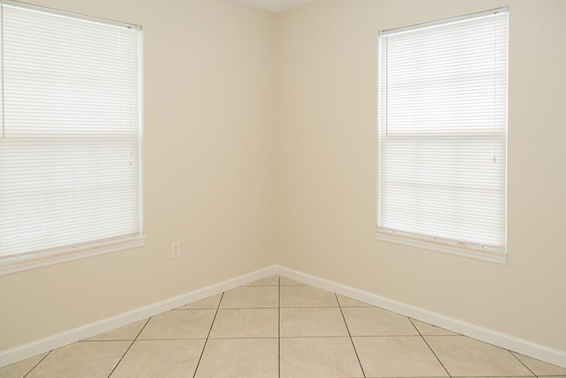 NAVARRE S/D 1ST ADDN - Residential Lease