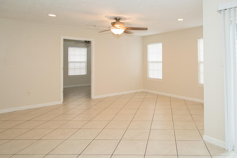 NAVARRE S/D 1ST ADDN - Residential Lease