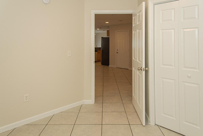 NAVARRE S/D 1ST ADDN - Residential Lease