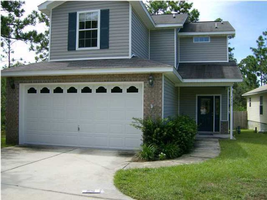 Beautiful, 2 story home on a small cul-de-sac just off White Point Rd. Large living room with gas fireplace, high ceilings, large dining area off kitchen, newer kitchen cabinets, and built in microwave. 1/2 bath off kitchen. Tile in kitchen and baths. Nice deck off living room offers great outdoor living space. Owner will consider a pet that is spayed/neutered and fully housebroken with a $250 non refundable pet fee & a $250 refundable pet deposit. NO SMOKING! Any applicants 18 years old or older need to complete separate applications and pay separate application fees