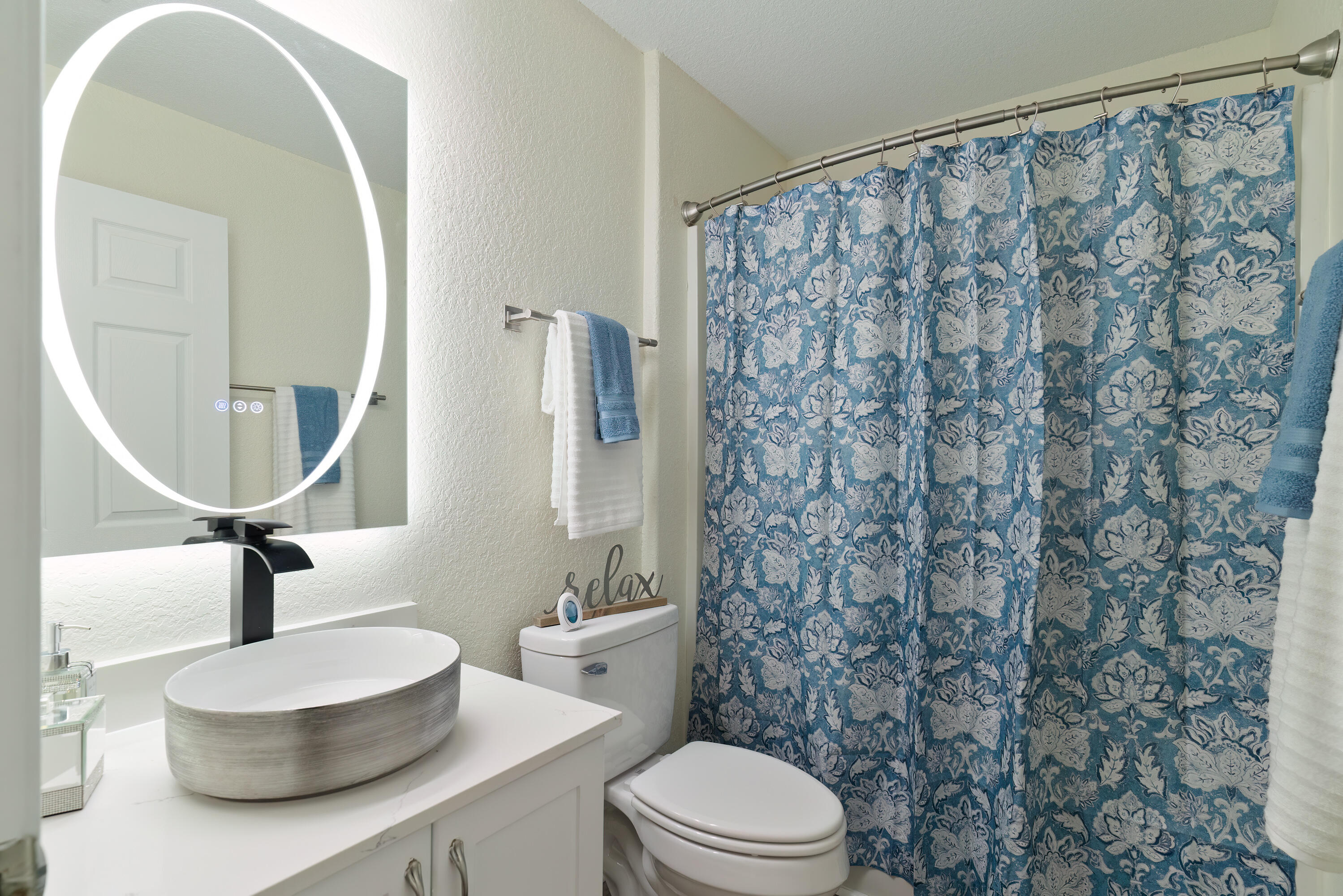 THE PINES - Residential