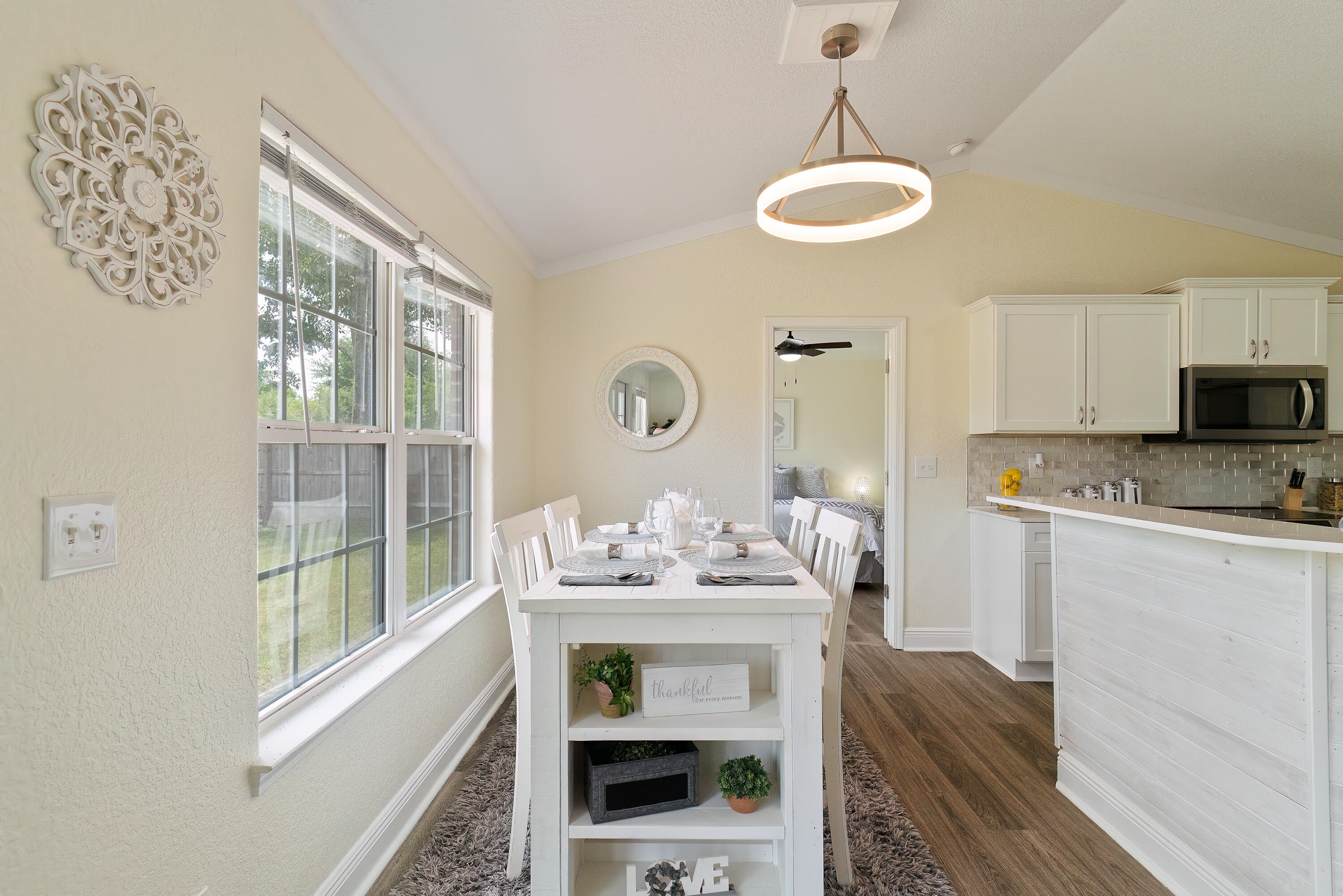 THE PINES - Residential