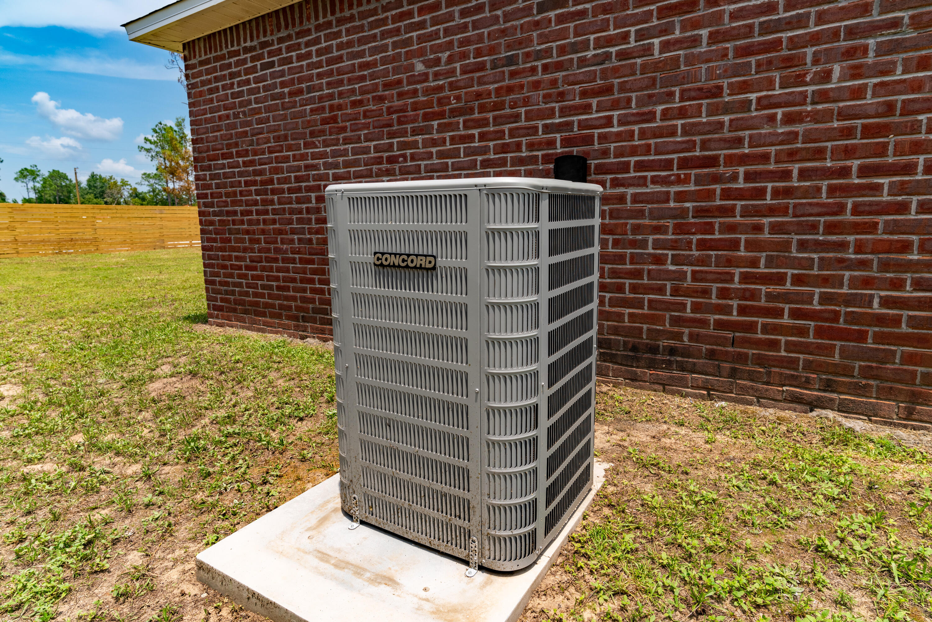 THE PINES - Residential