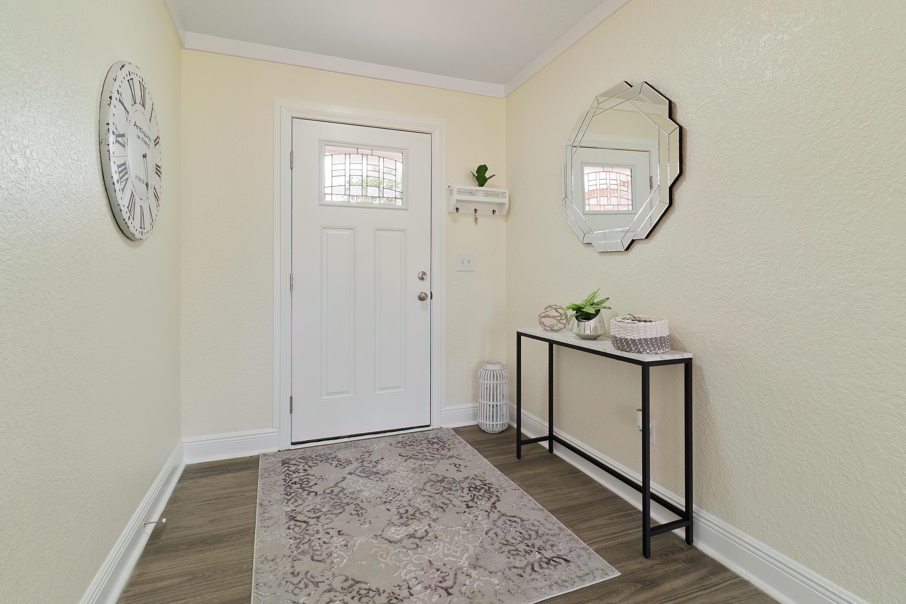 THE PINES - Residential