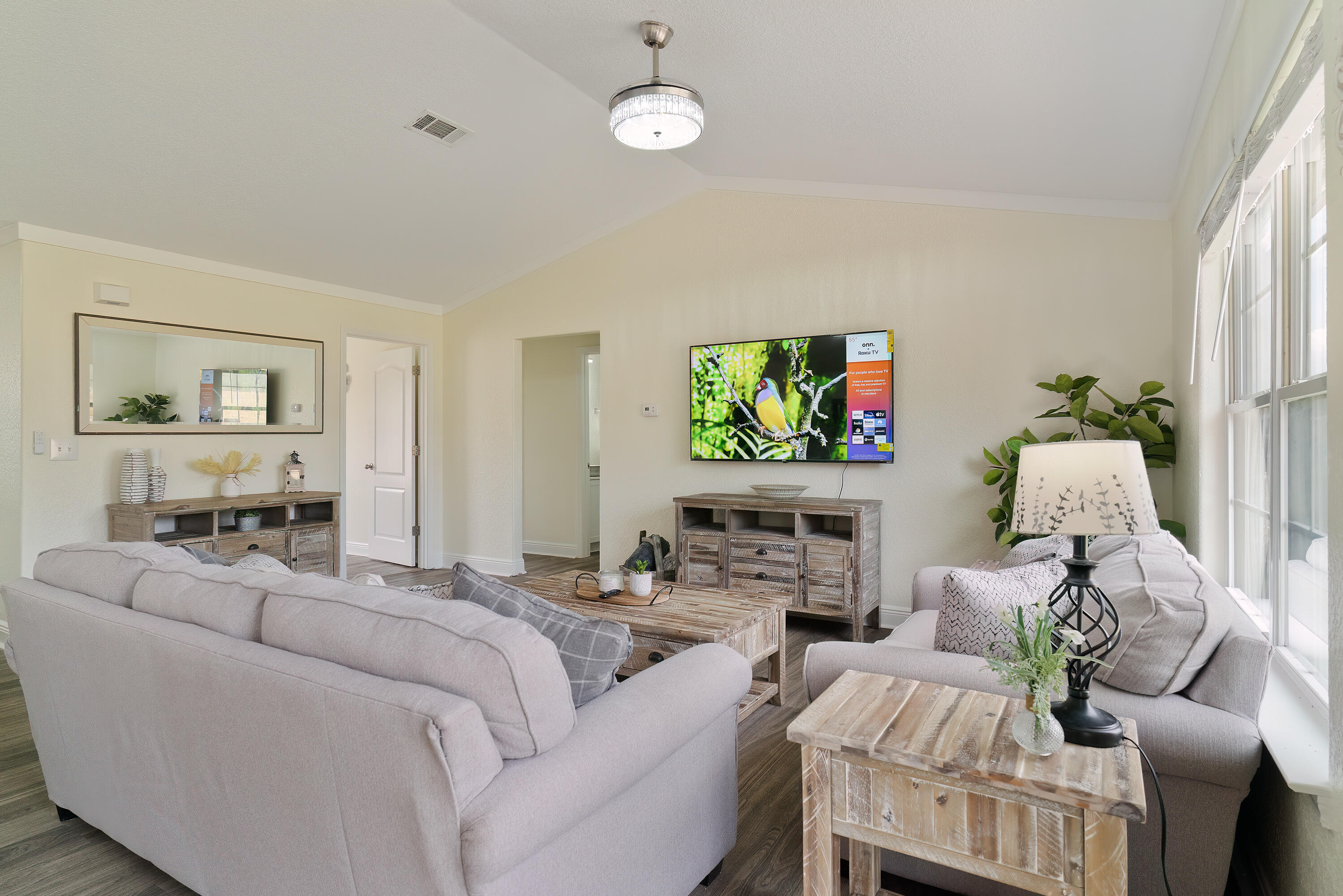 THE PINES - Residential