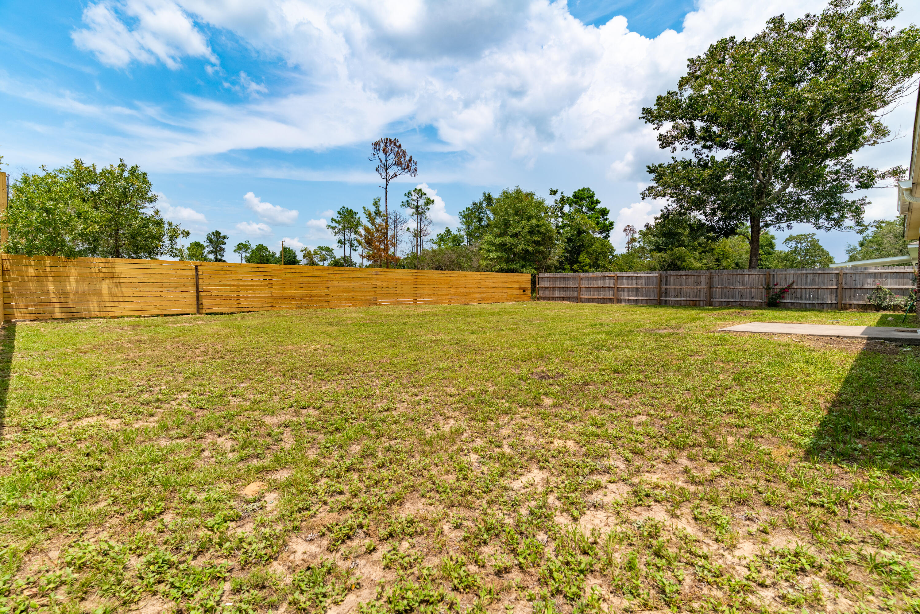 THE PINES - Residential