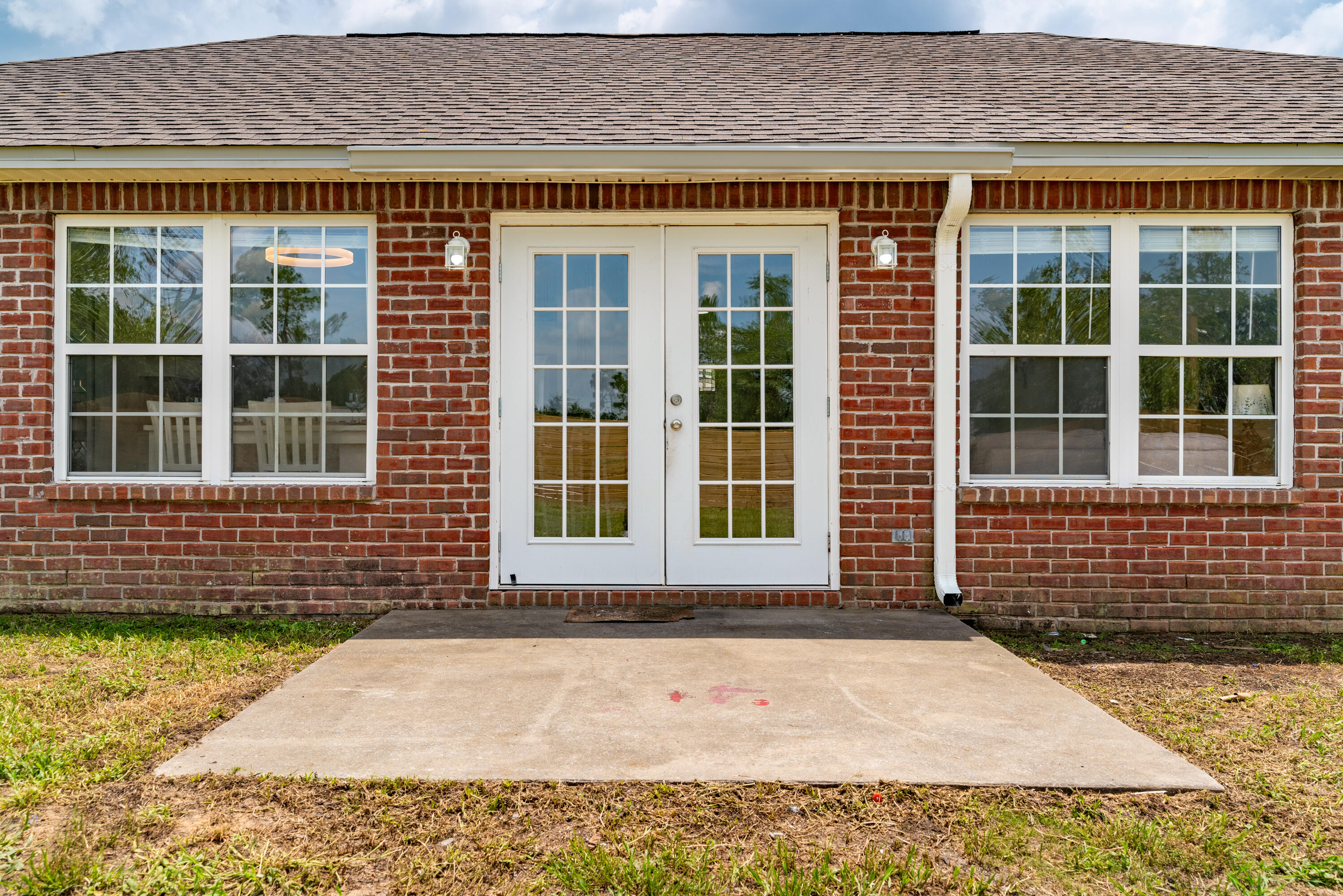 THE PINES - Residential