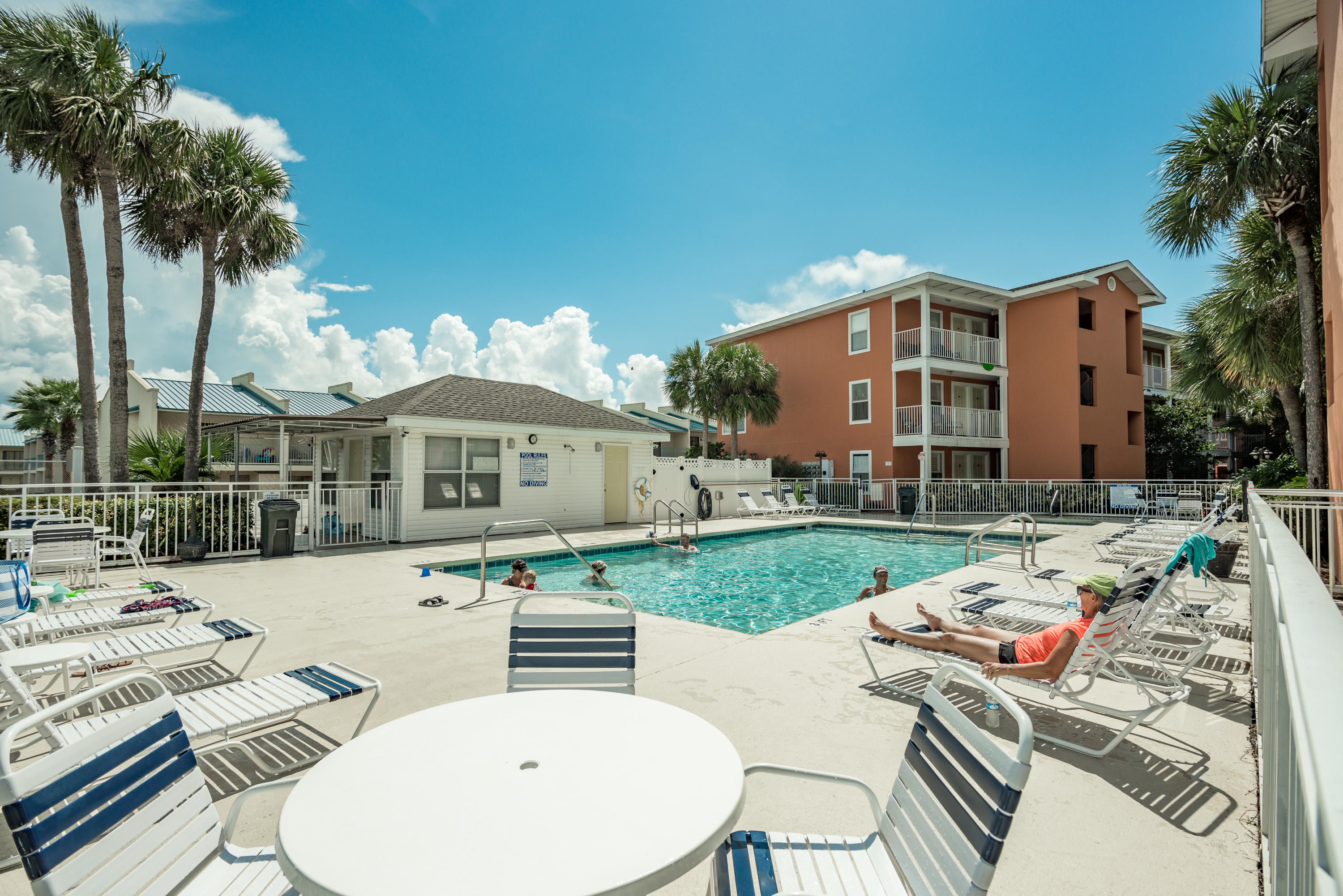 GULFVIEW 2 CONDO PH 1 - Residential