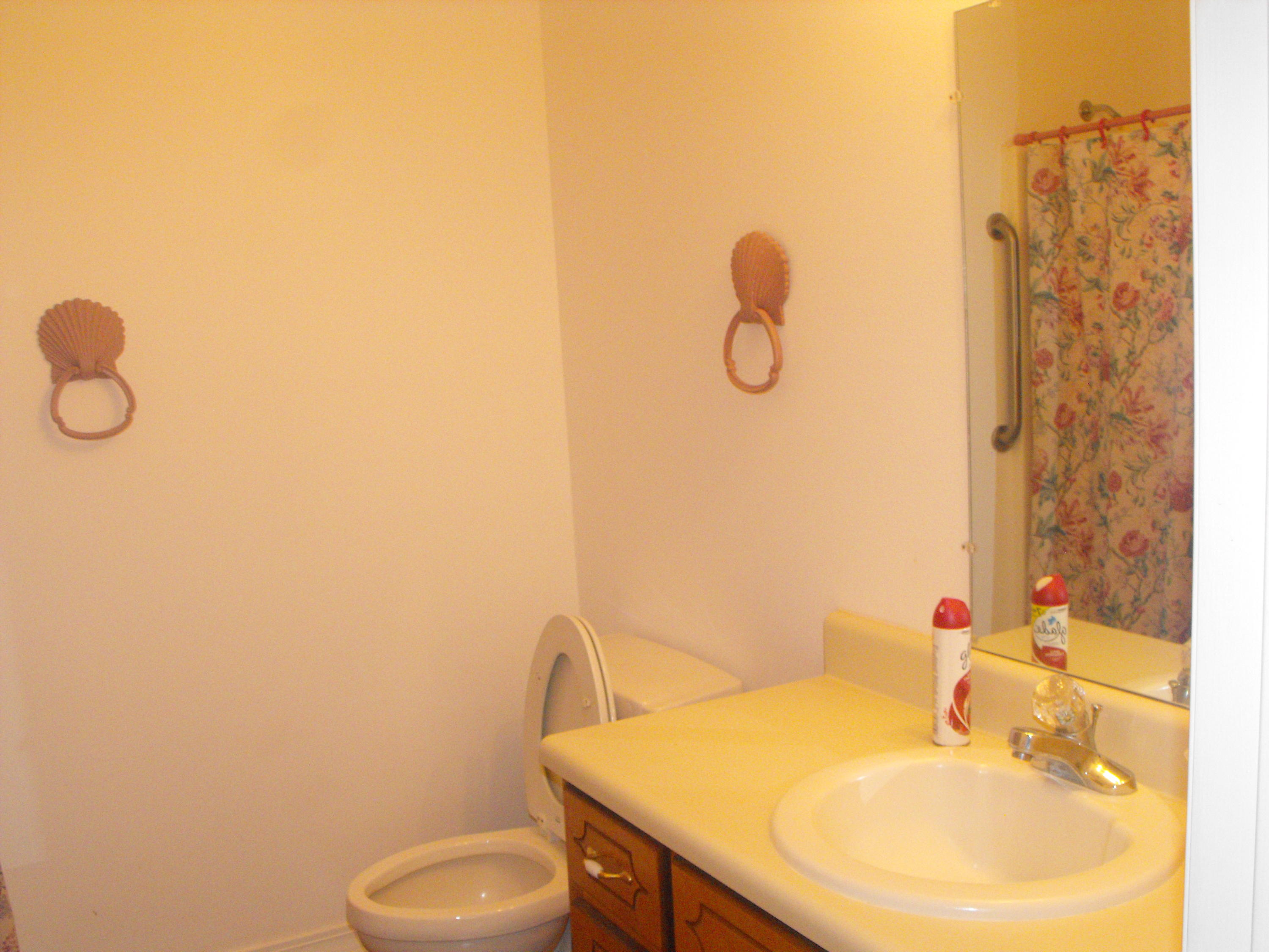 GREENWOOD ACRES - Residential