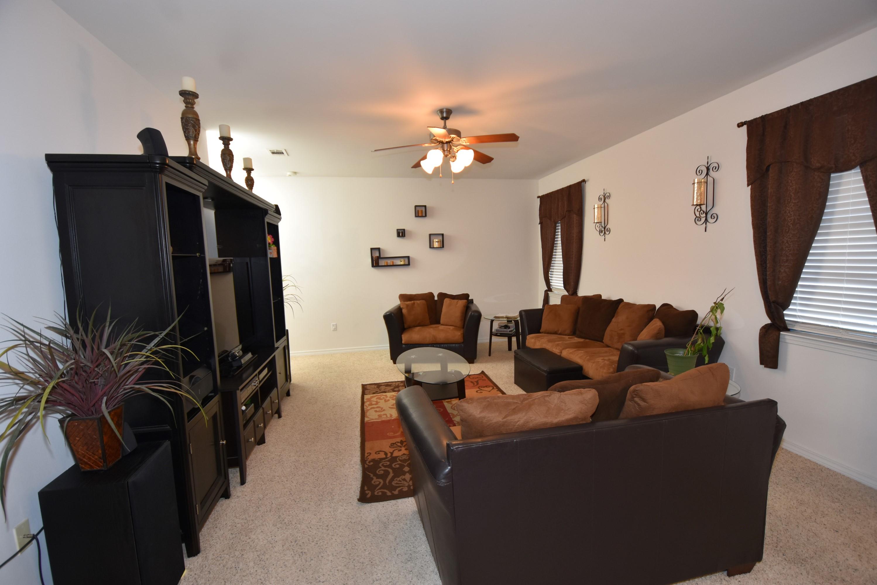 SANDY RIDGE ESTATES - Residential