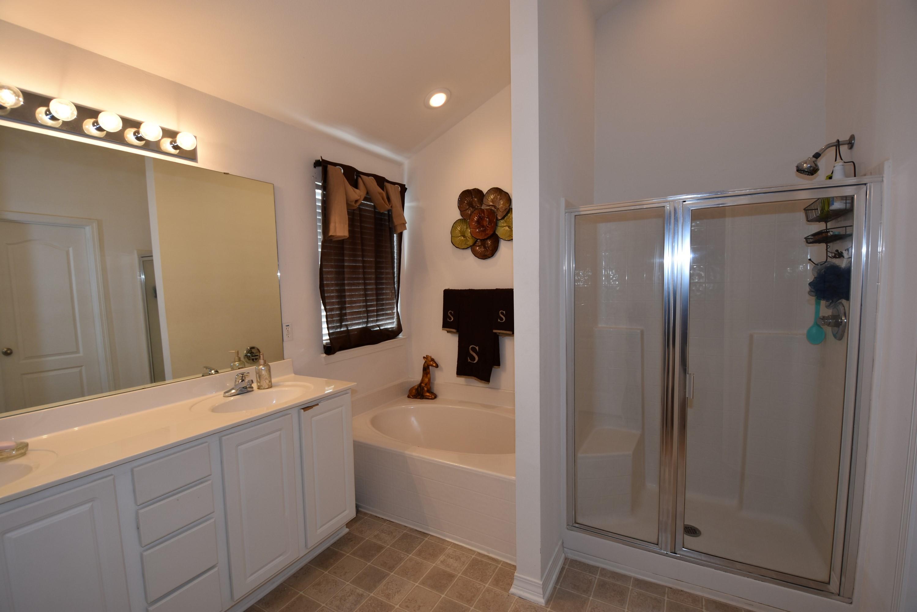 SANDY RIDGE ESTATES - Residential