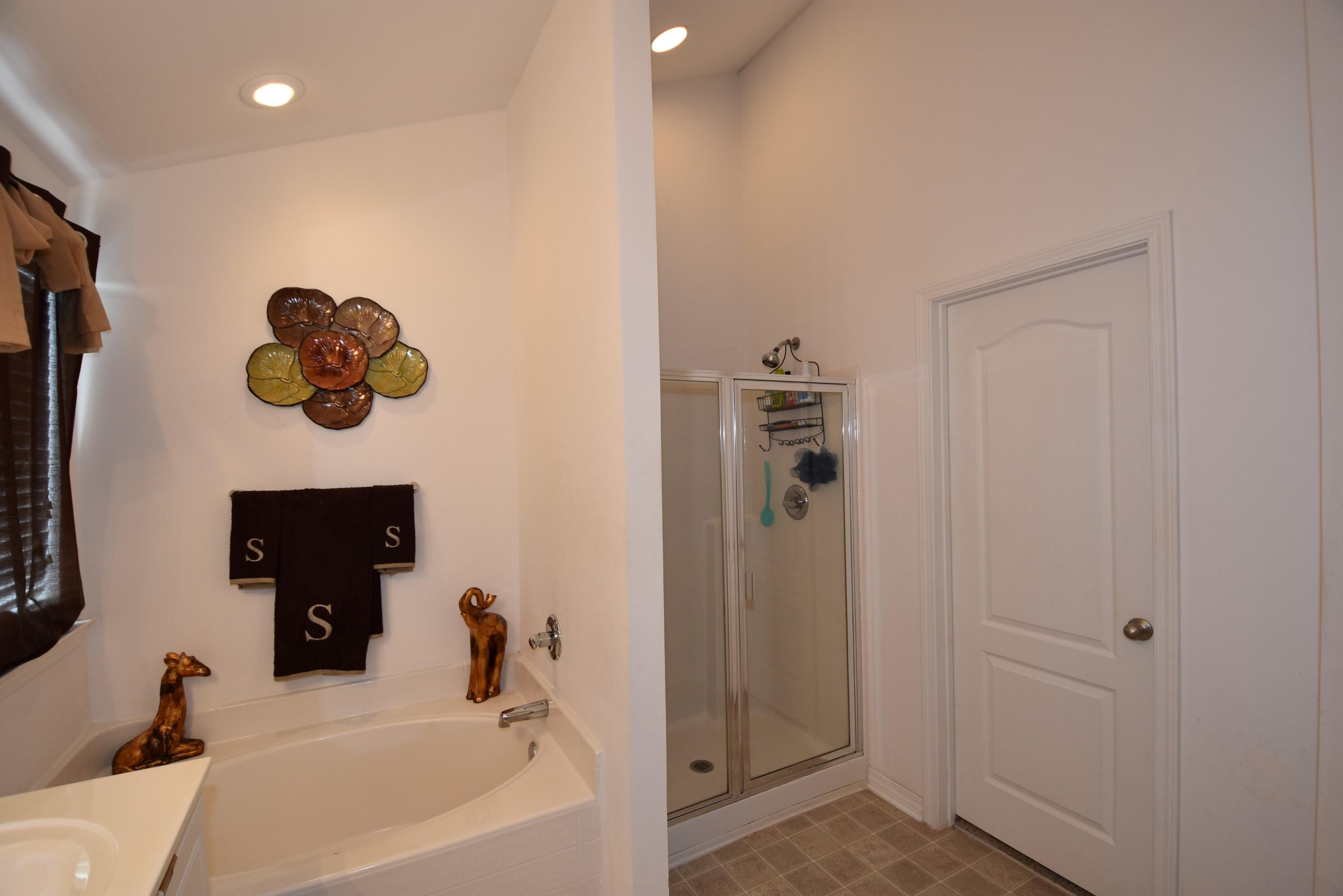 SANDY RIDGE ESTATES - Residential