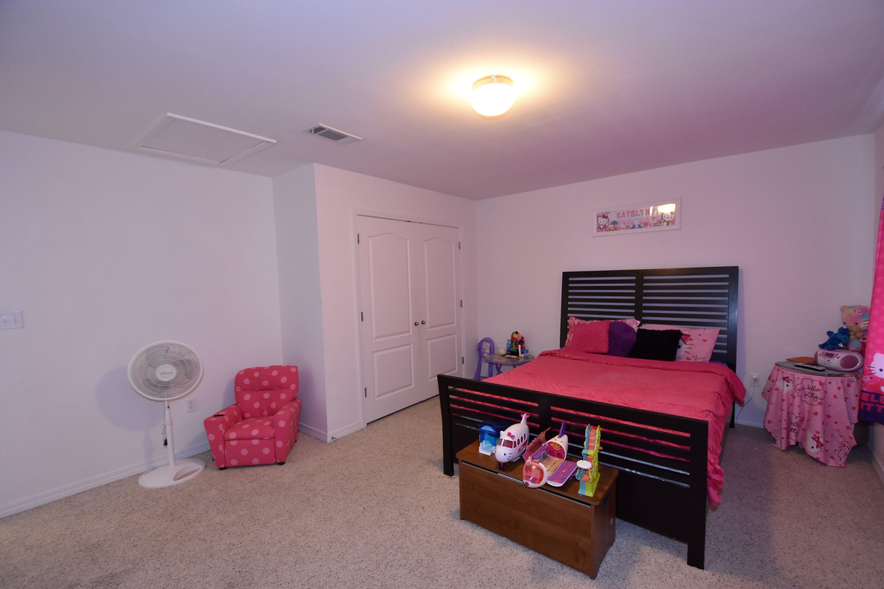 SANDY RIDGE ESTATES - Residential