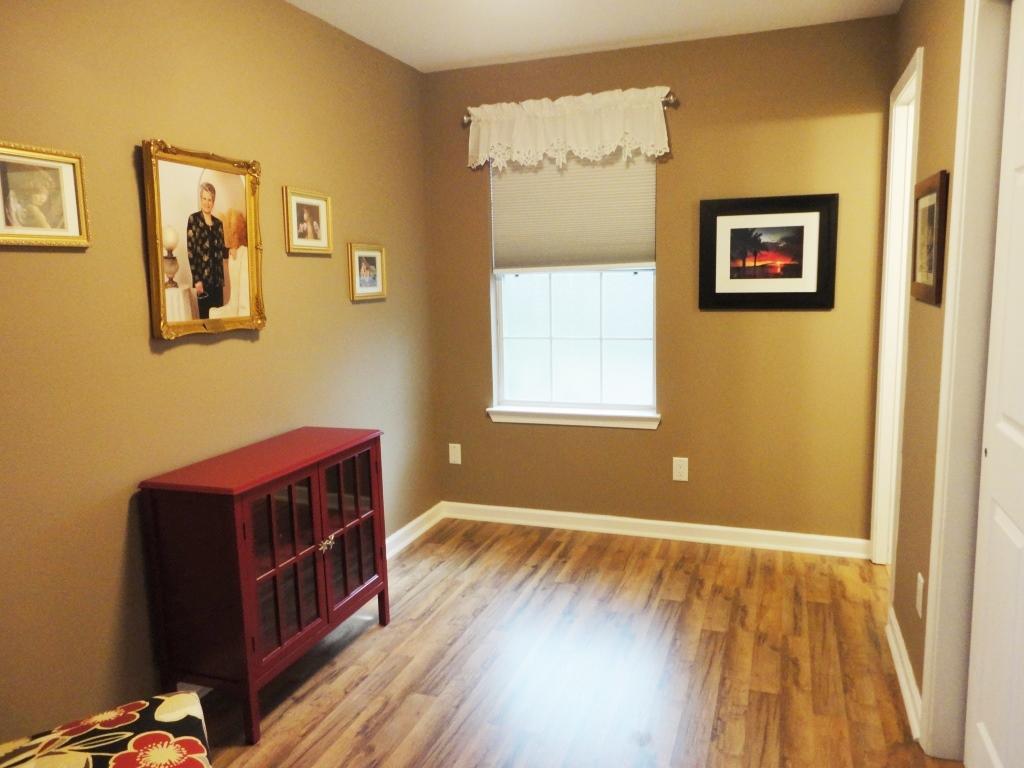 LORRAINE ESTATES - Residential