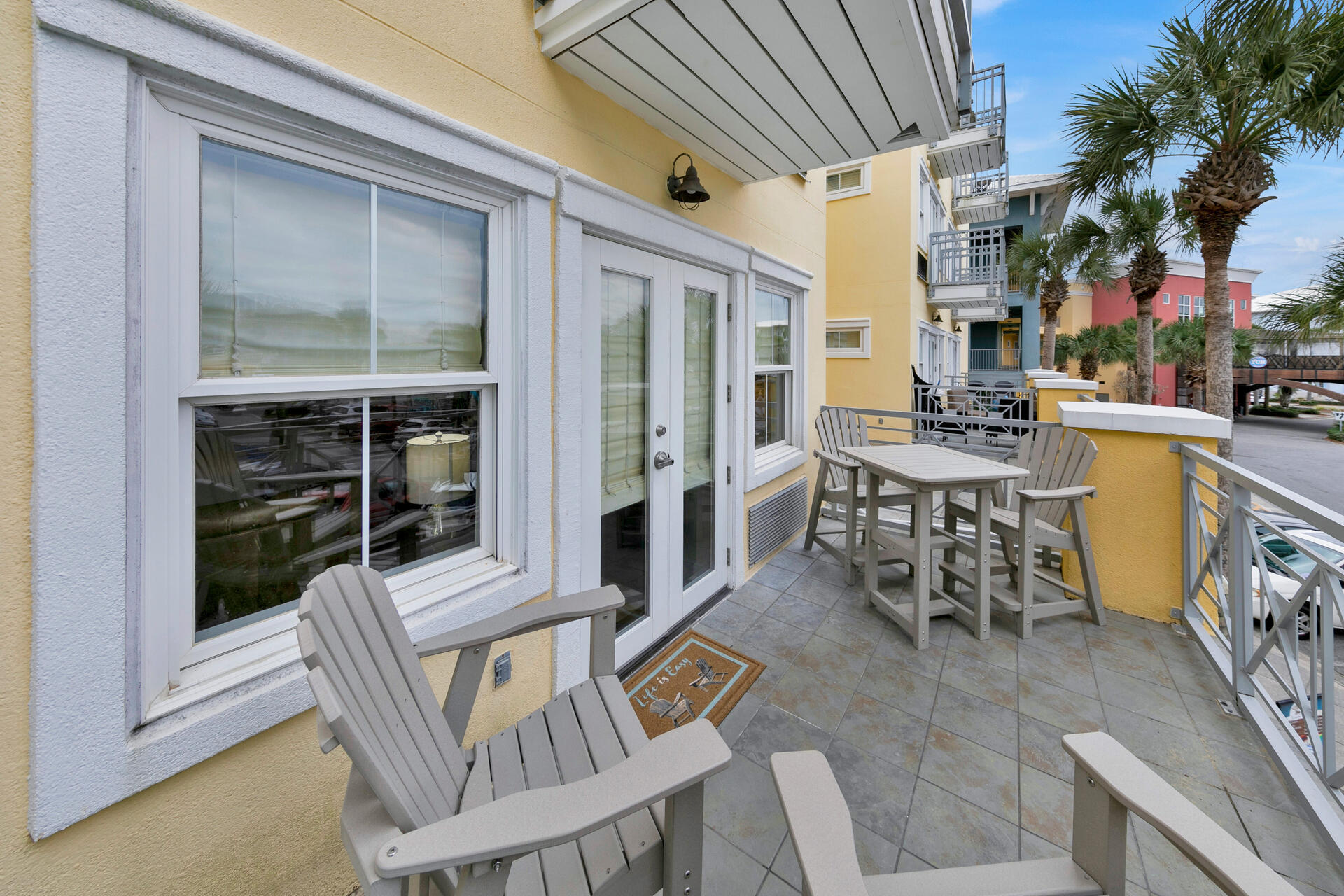 INN AT GULF PLACE /Gulf Place Town Center East Na - Residential