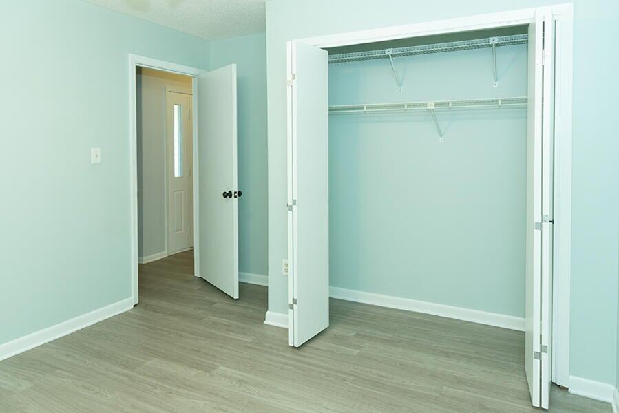 WOODLAND PARK ESTATES - Residential Lease