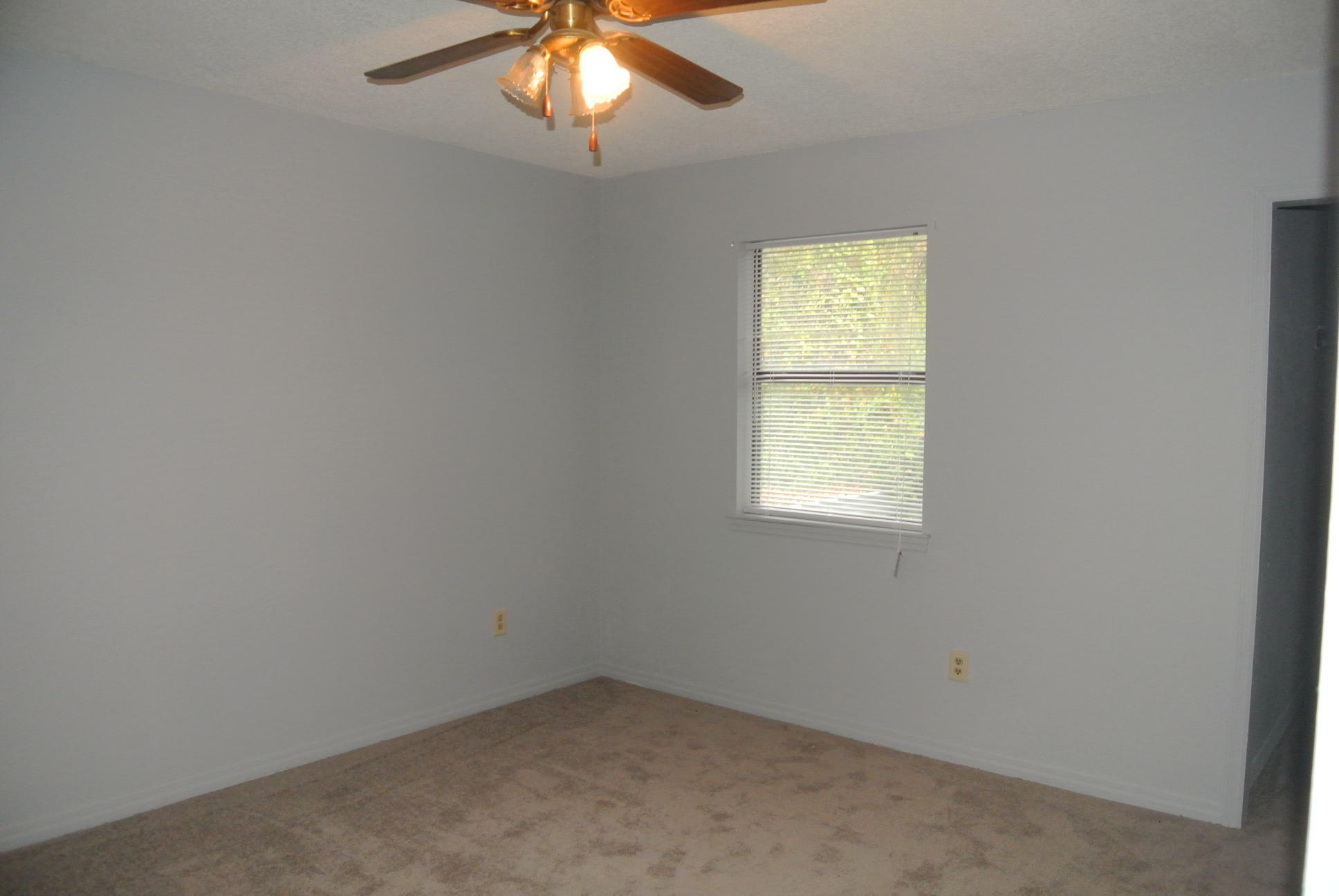 ARKIE & J E ALLEN S/D - Residential Lease