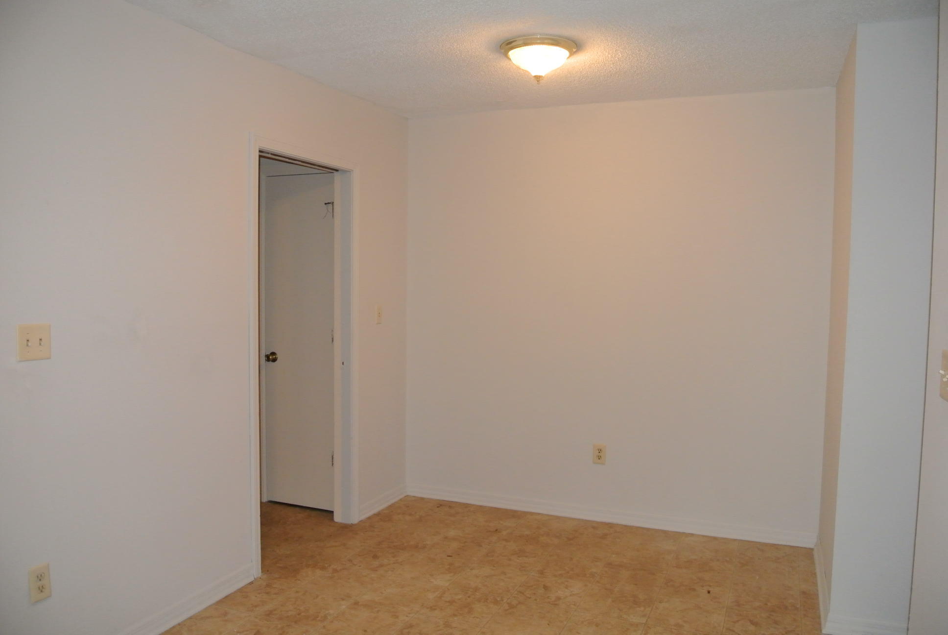 ARKIE & J E ALLEN S/D - Residential Lease