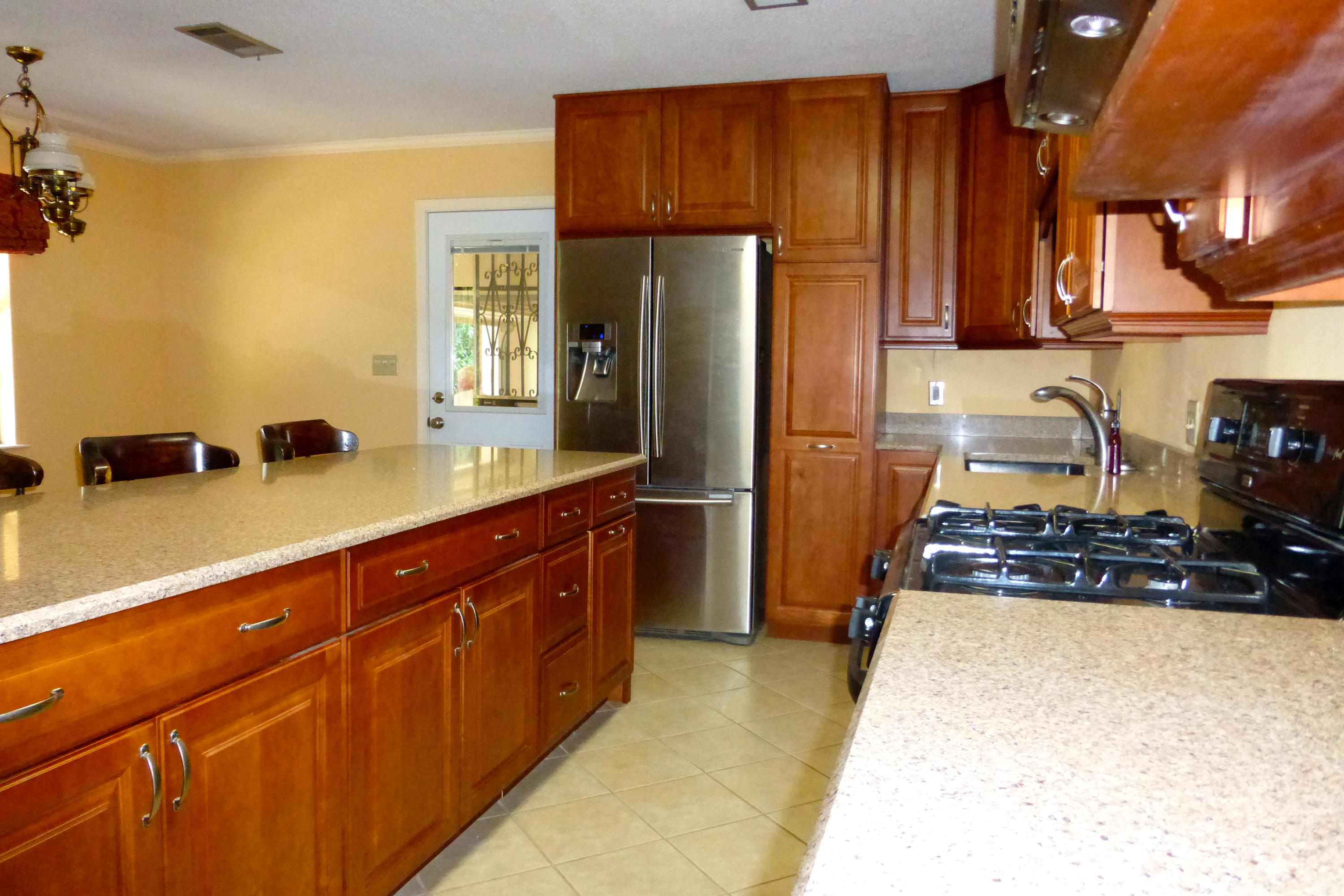 TOM BARROW - Residential