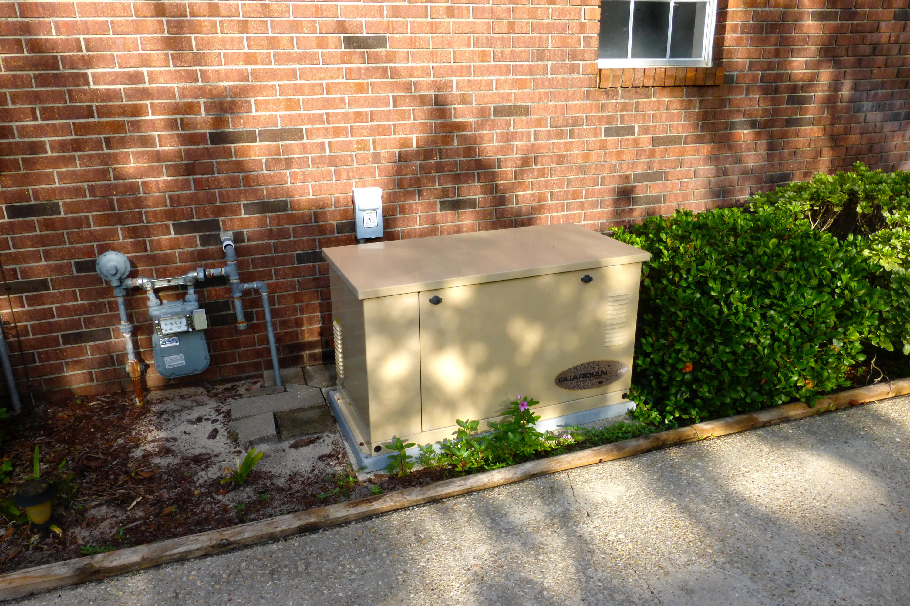 TOM BARROW - Residential