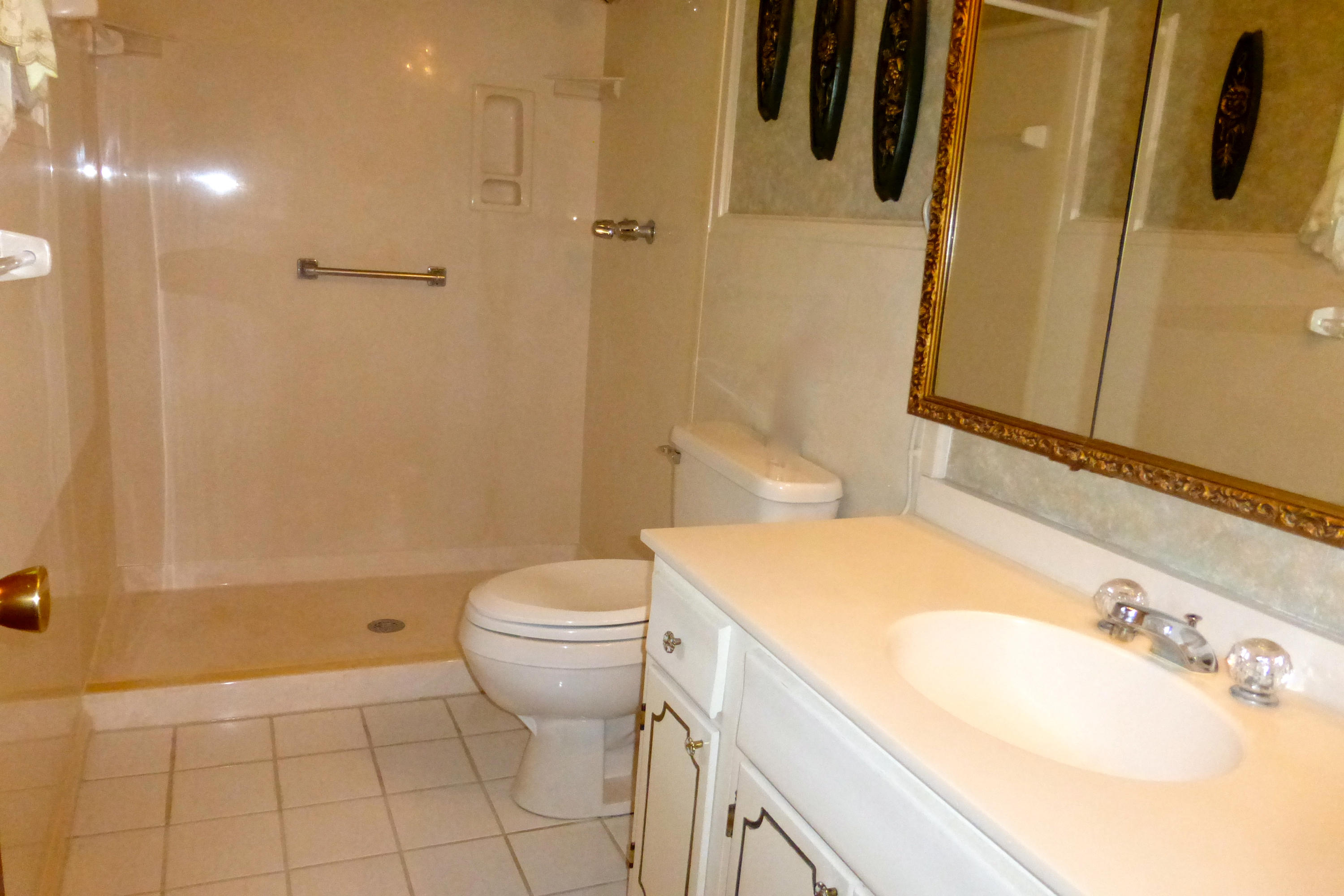 TOM BARROW - Residential