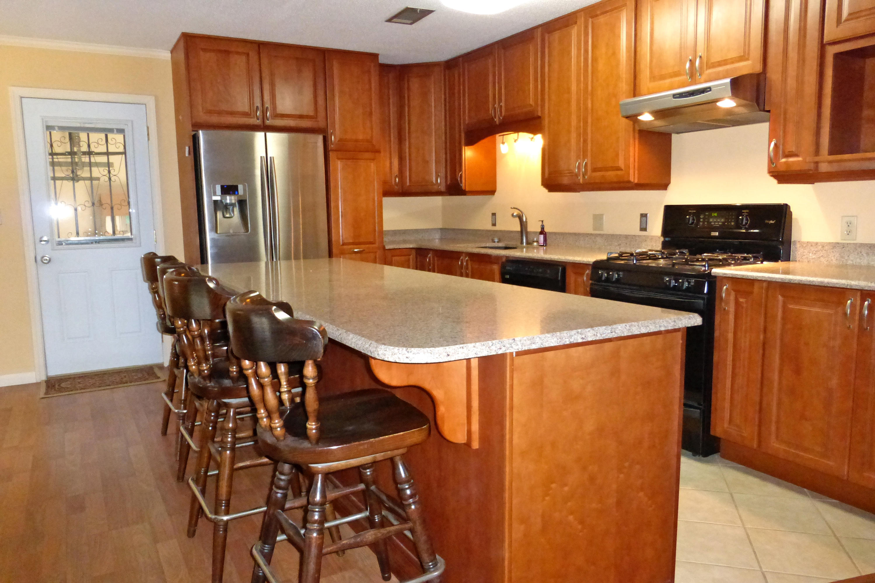 TOM BARROW - Residential