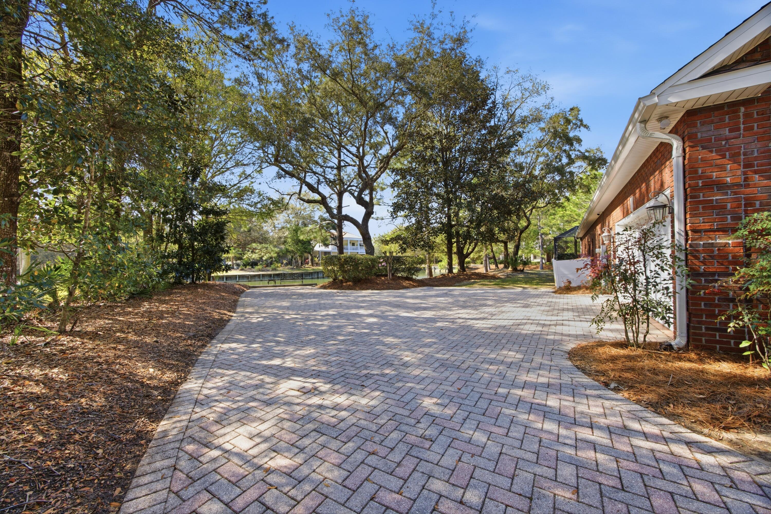 MAGNOLIA PLANTATION AT BLUEWATER BAY - Residential