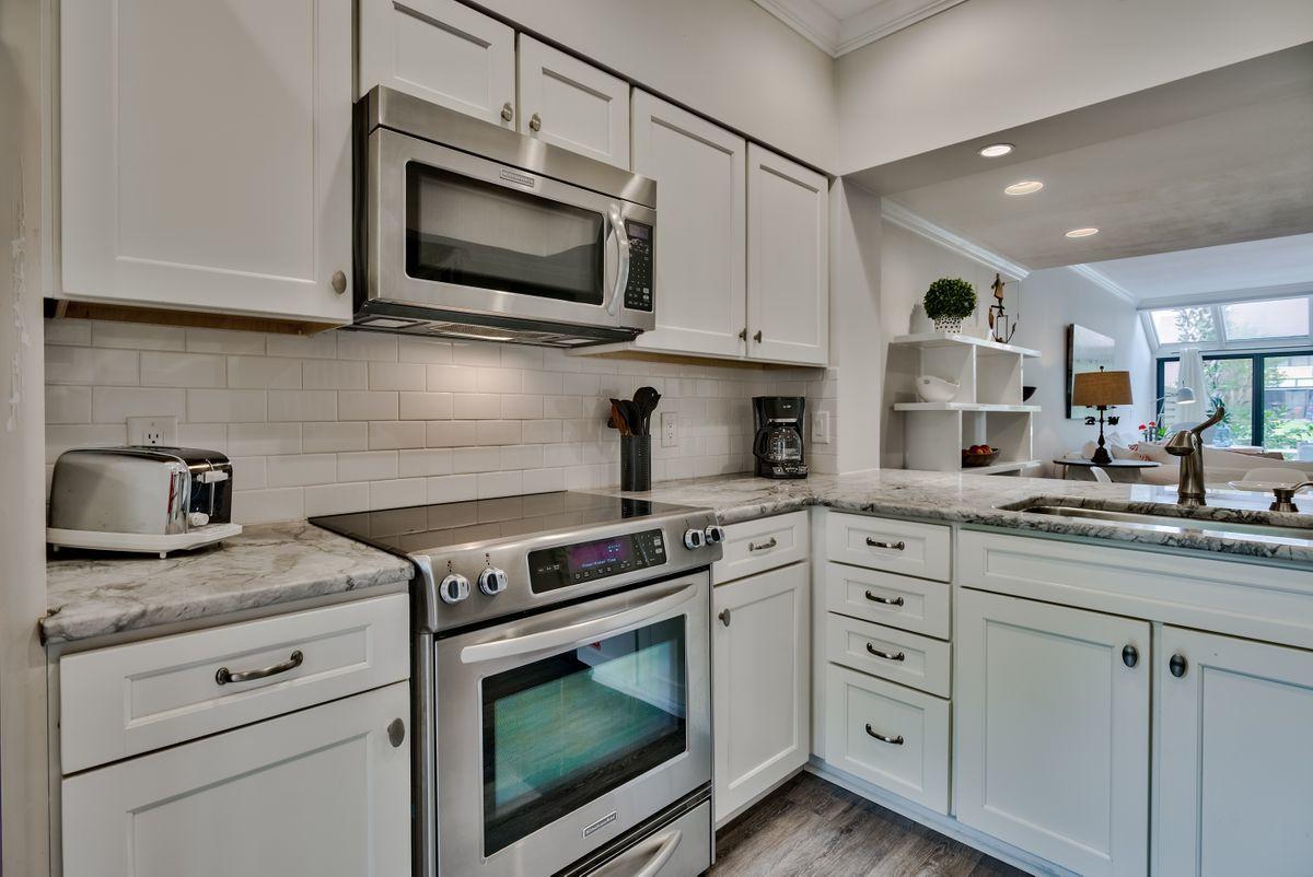 BEACHWALK VILLAS PH 05 - Residential