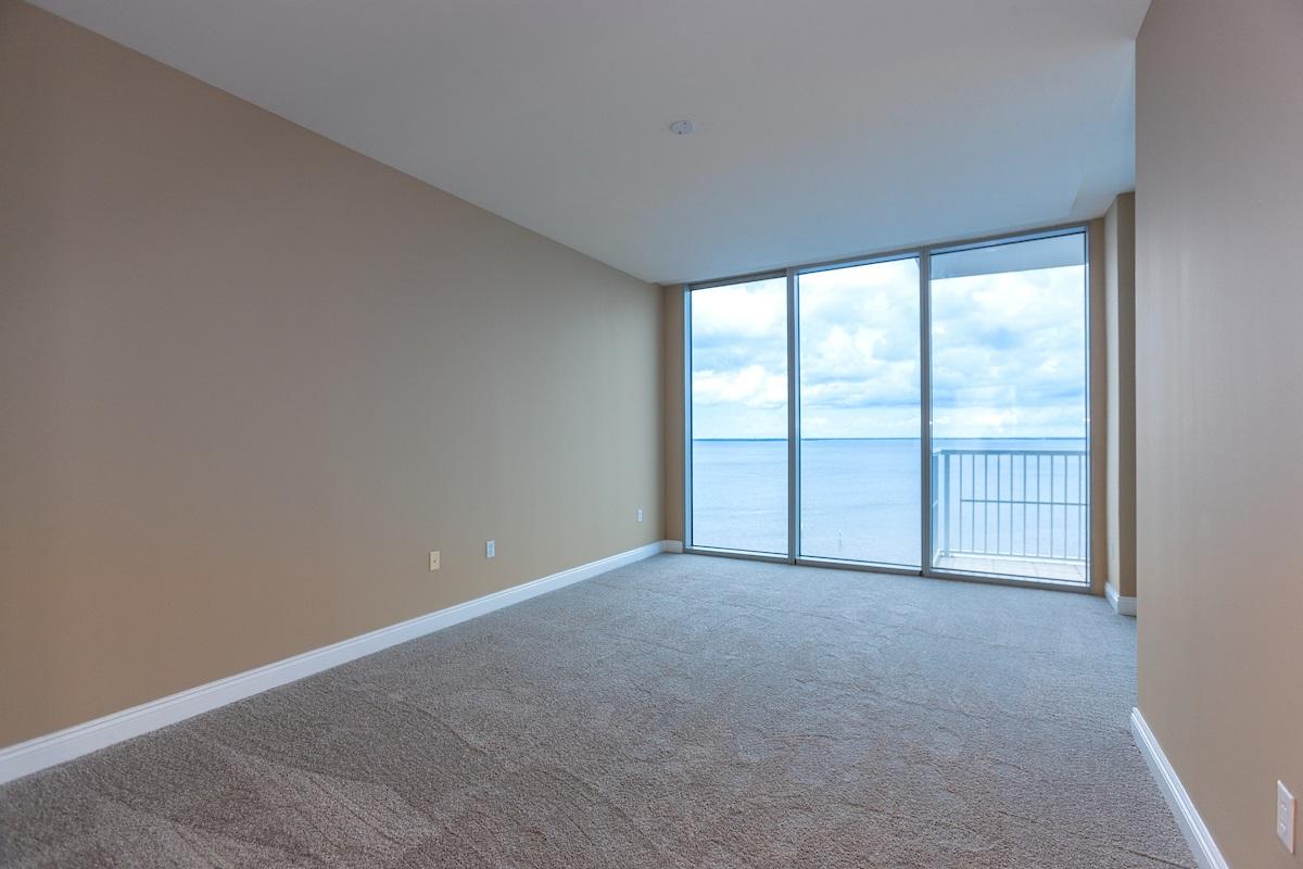 MARINA LANDING - Residential