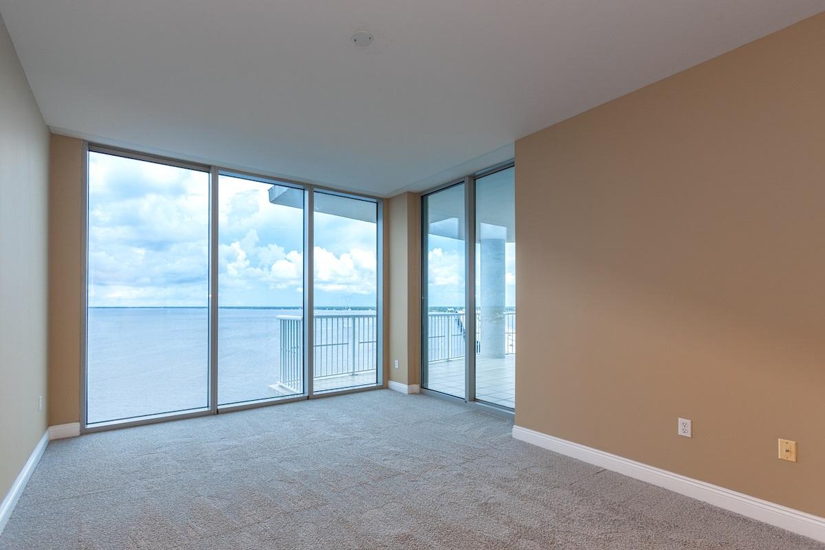 MARINA LANDING - Residential