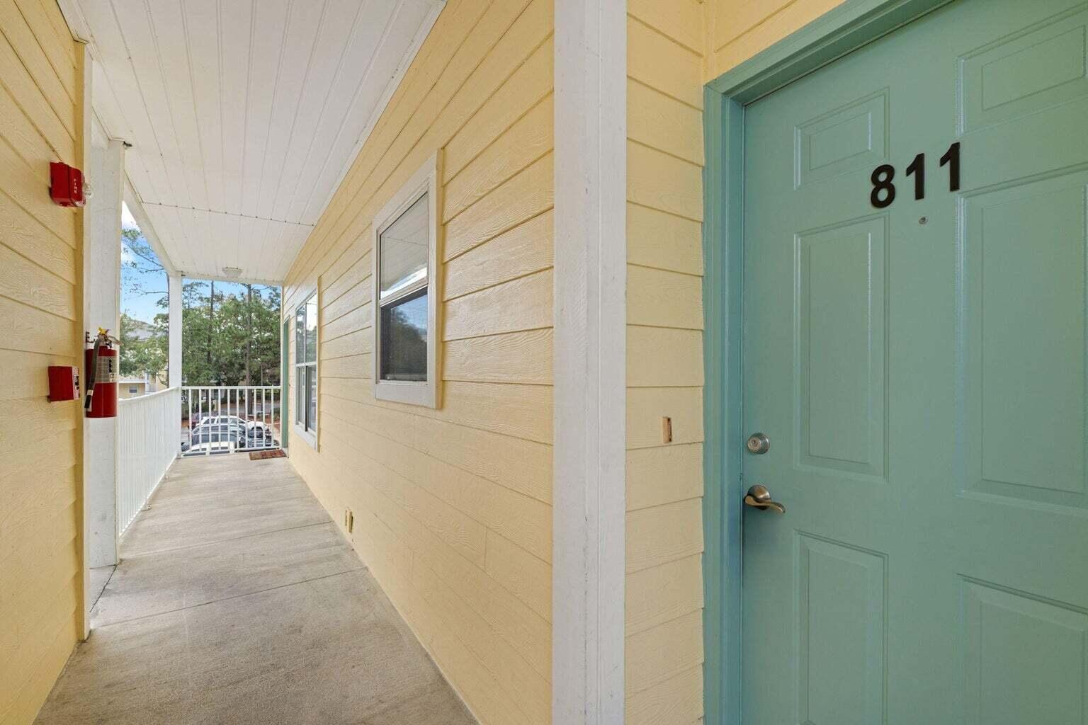 POINTE OF VIEW - Residential Lease