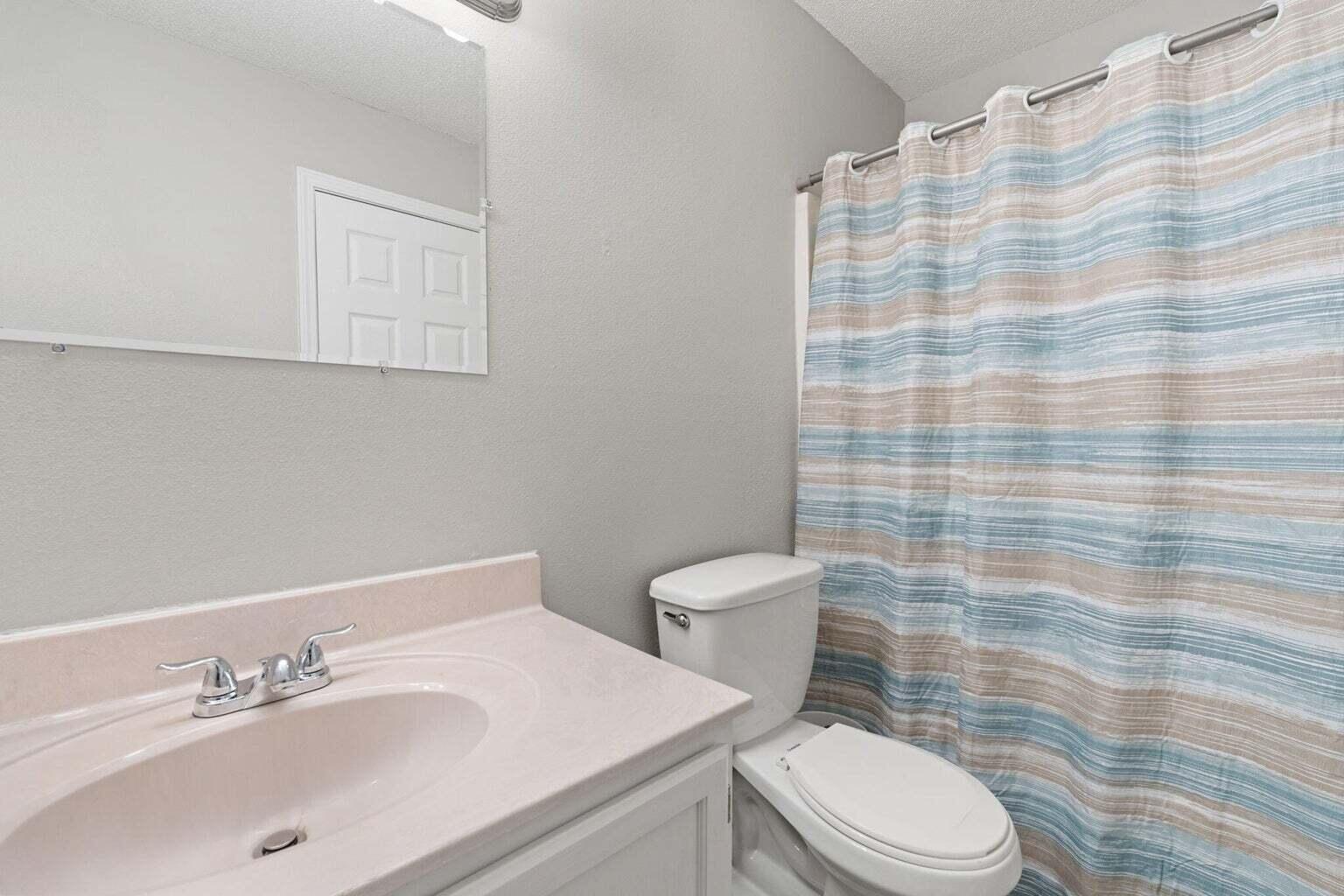 POINTE OF VIEW - Residential Lease