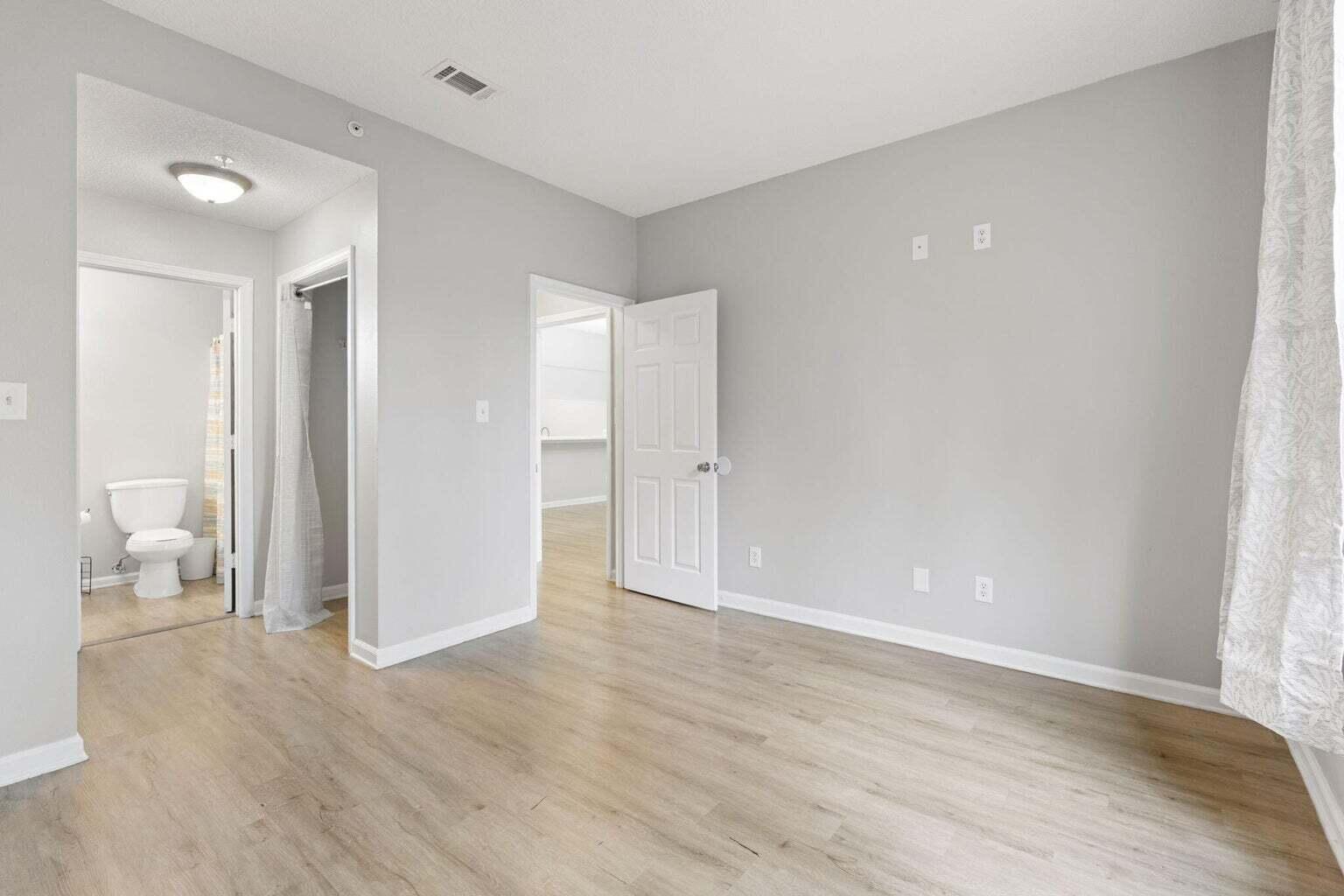 POINTE OF VIEW - Residential Lease
