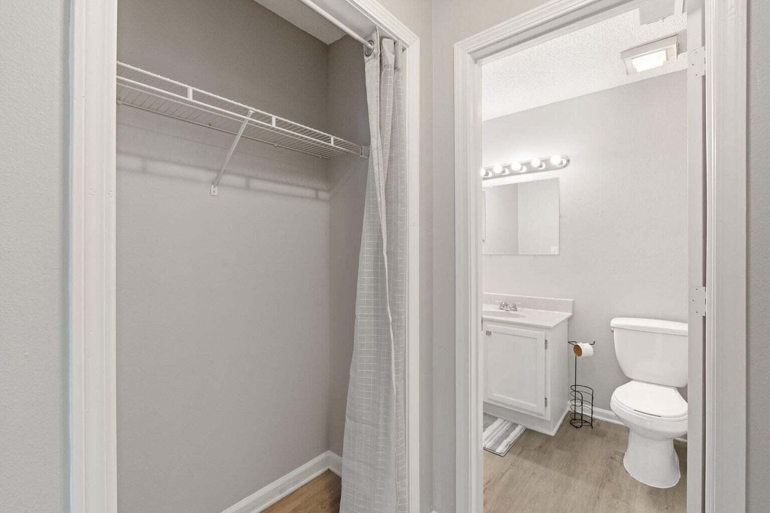 POINTE OF VIEW - Residential Lease
