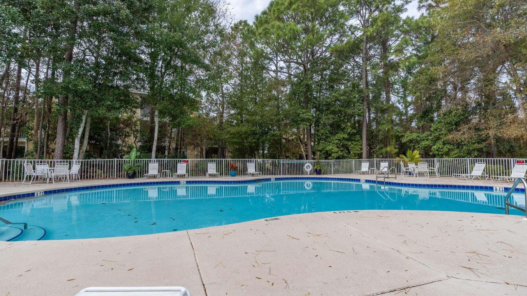 POINTE OF VIEW - Residential Lease