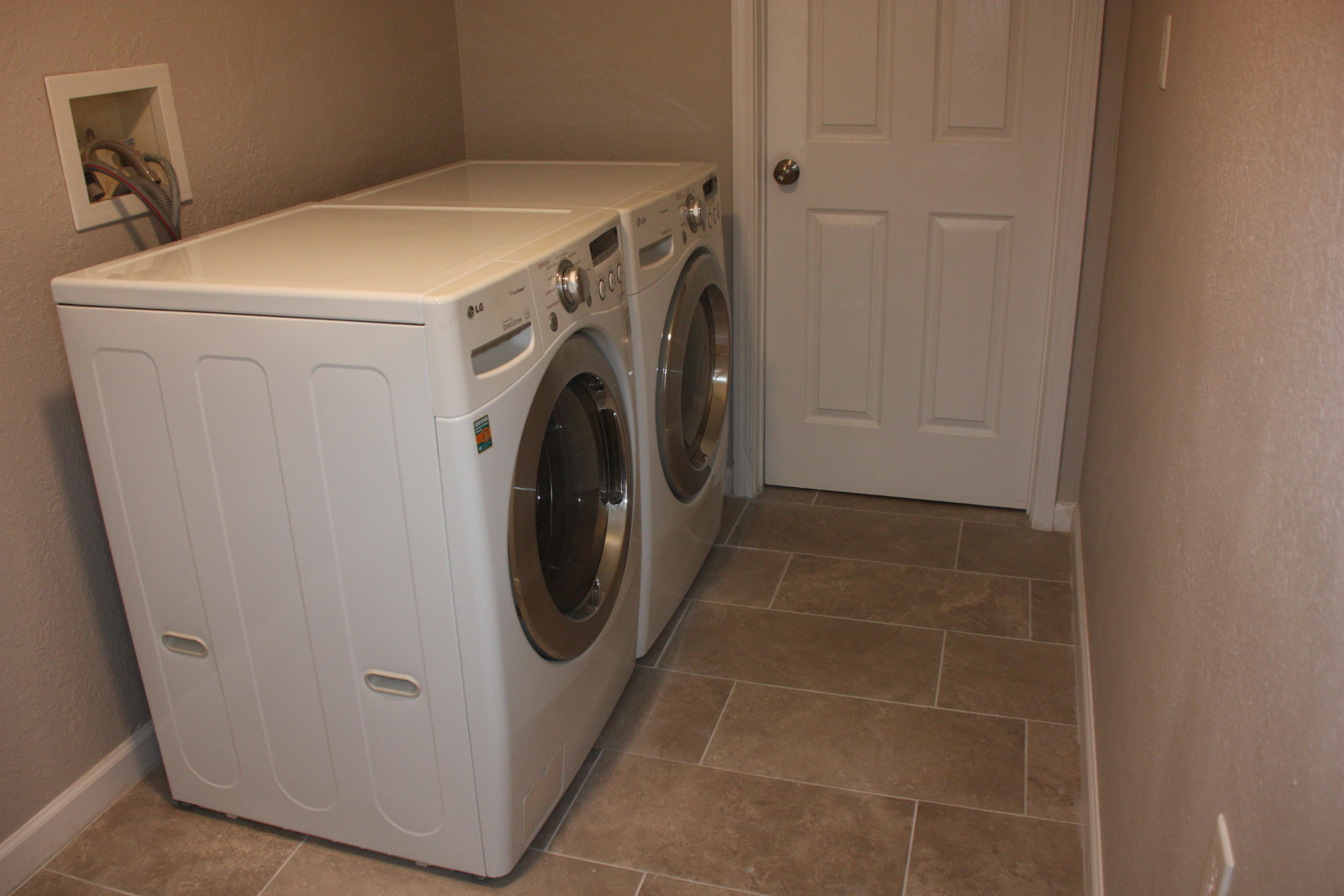 VESTA HEIGHTS 1ST ADDN - Residential