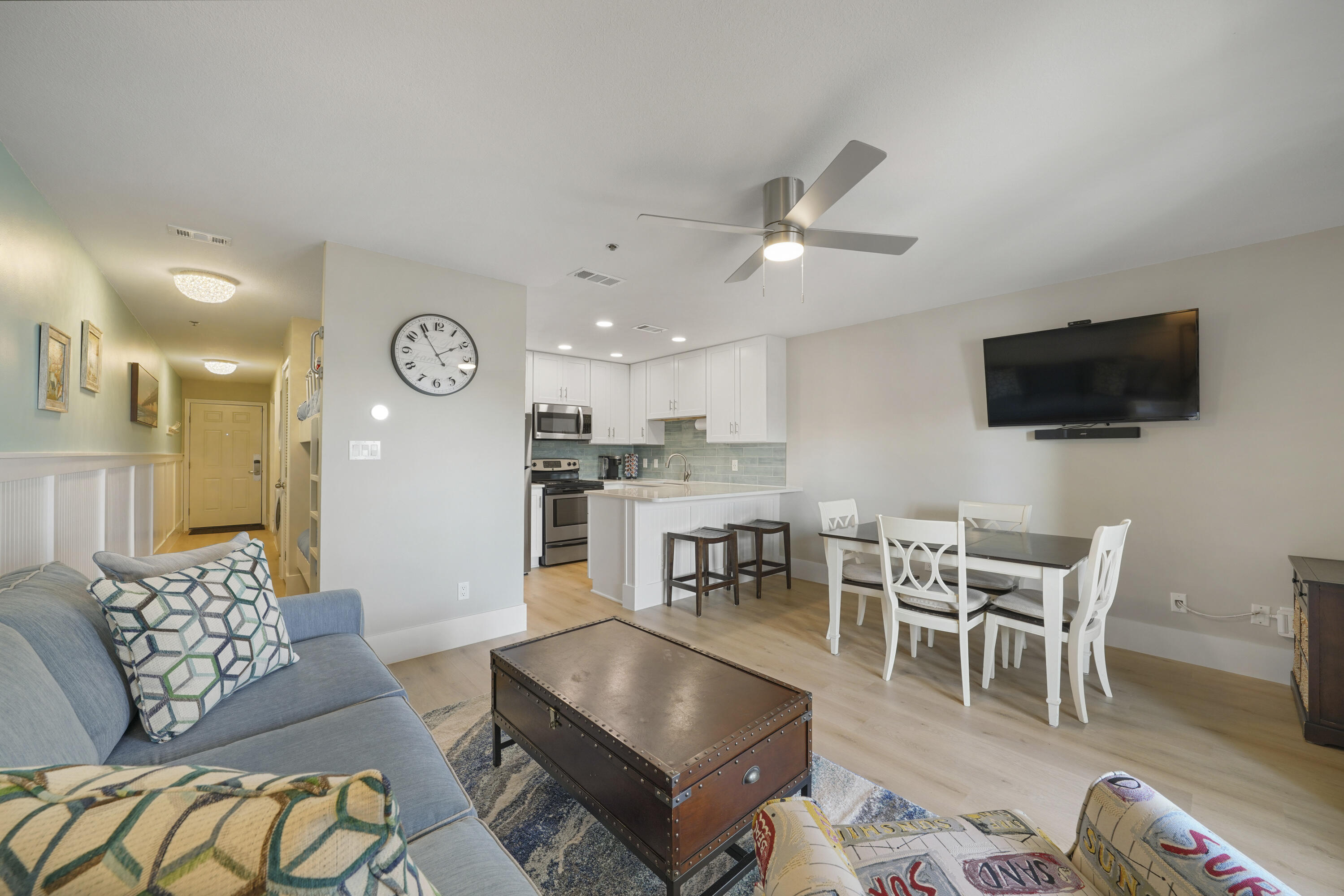 GRAND CARIBBEAN WEST CONDO - Residential