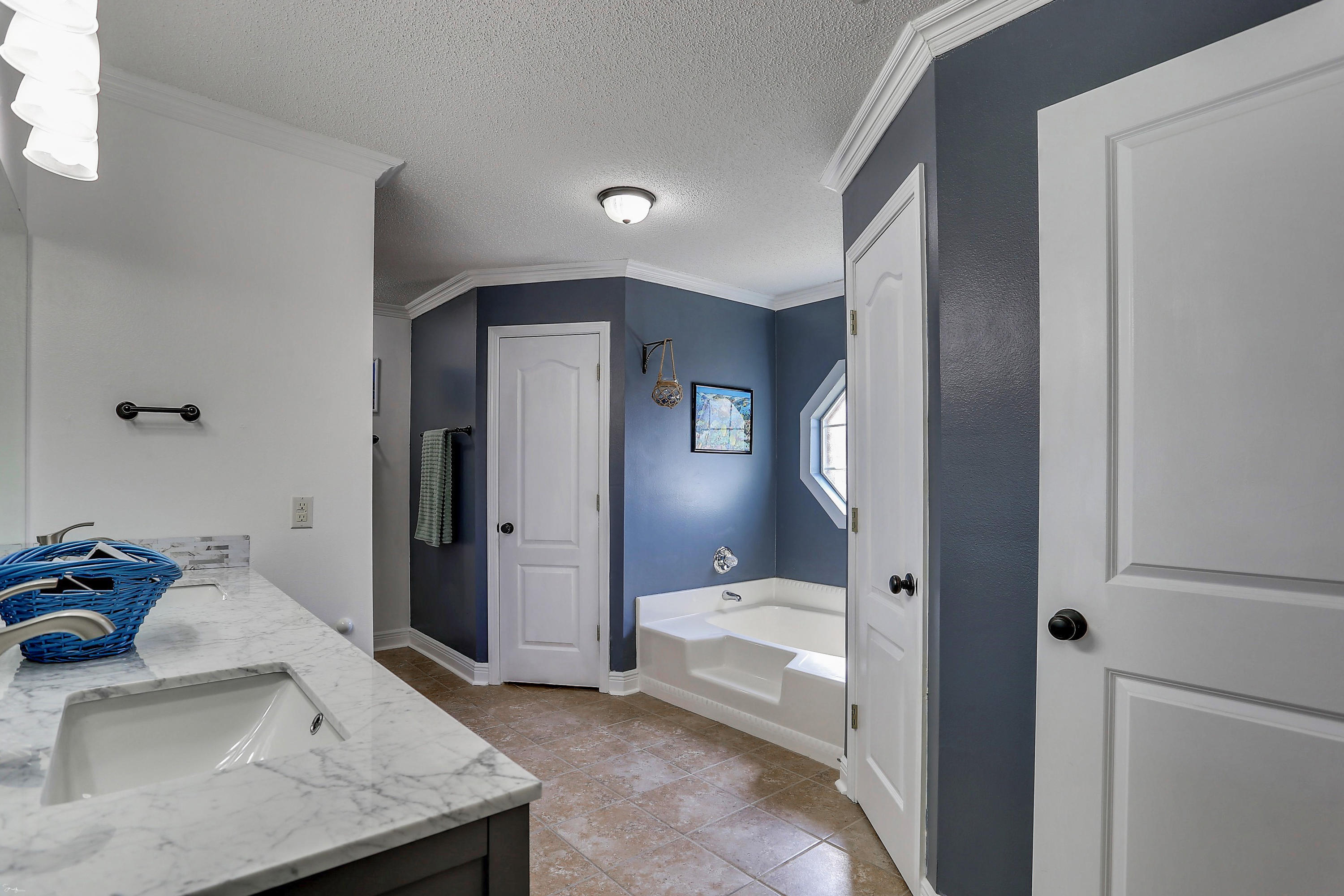 FOX VALLEY - Residential