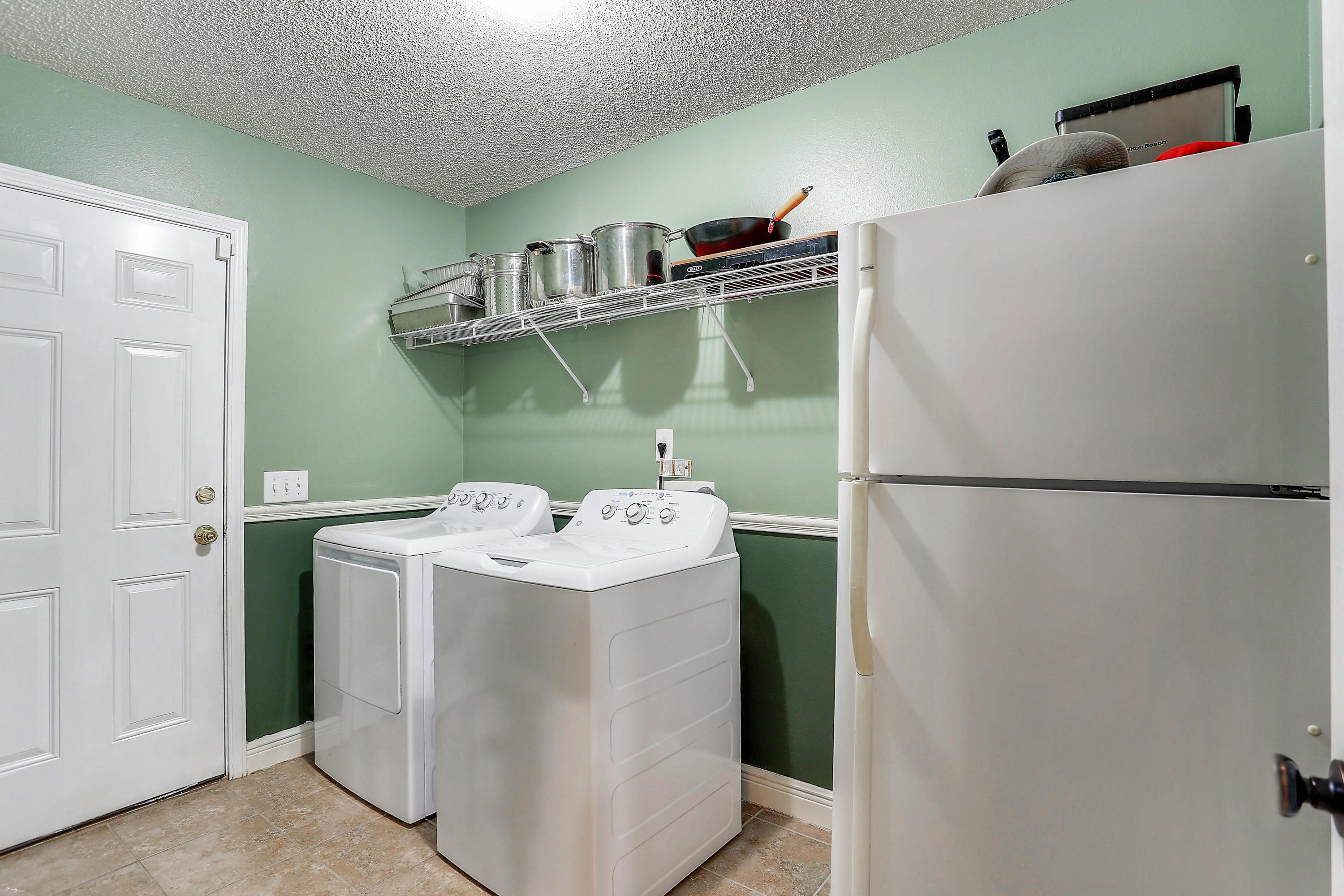 FOX VALLEY - Residential